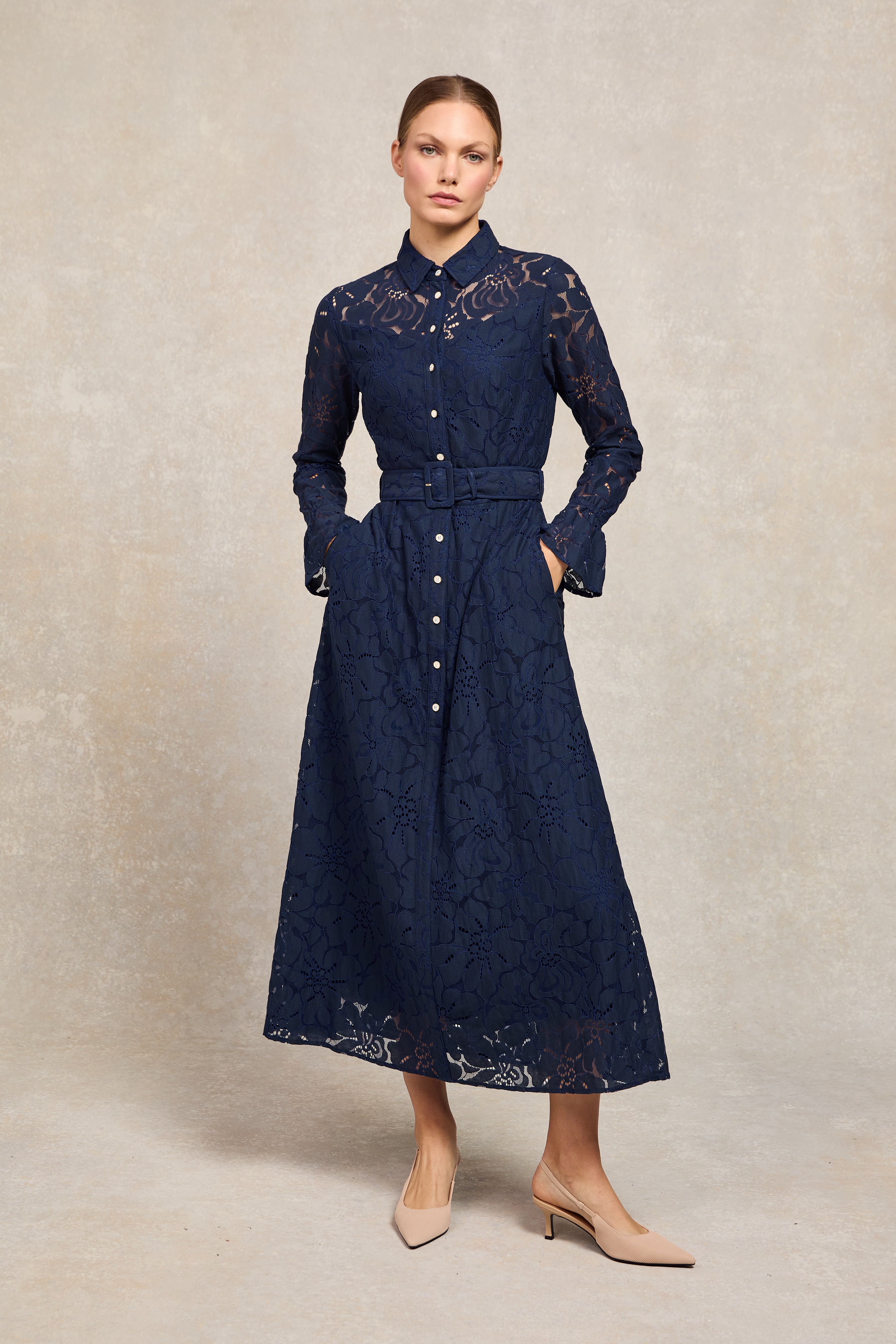 Annabel Lace Dress (Ink Navy) – Holland Cooper US