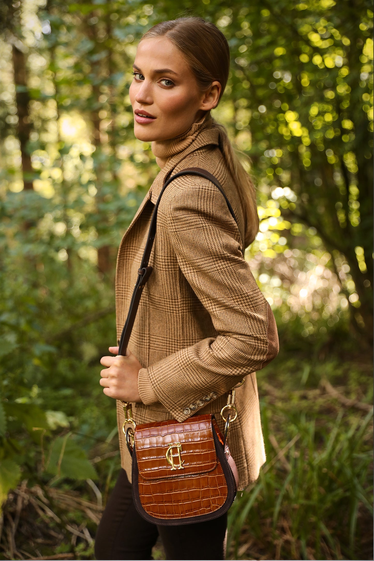 Chelsea Saddle Bag (Tan Croc) – Holland Cooper US