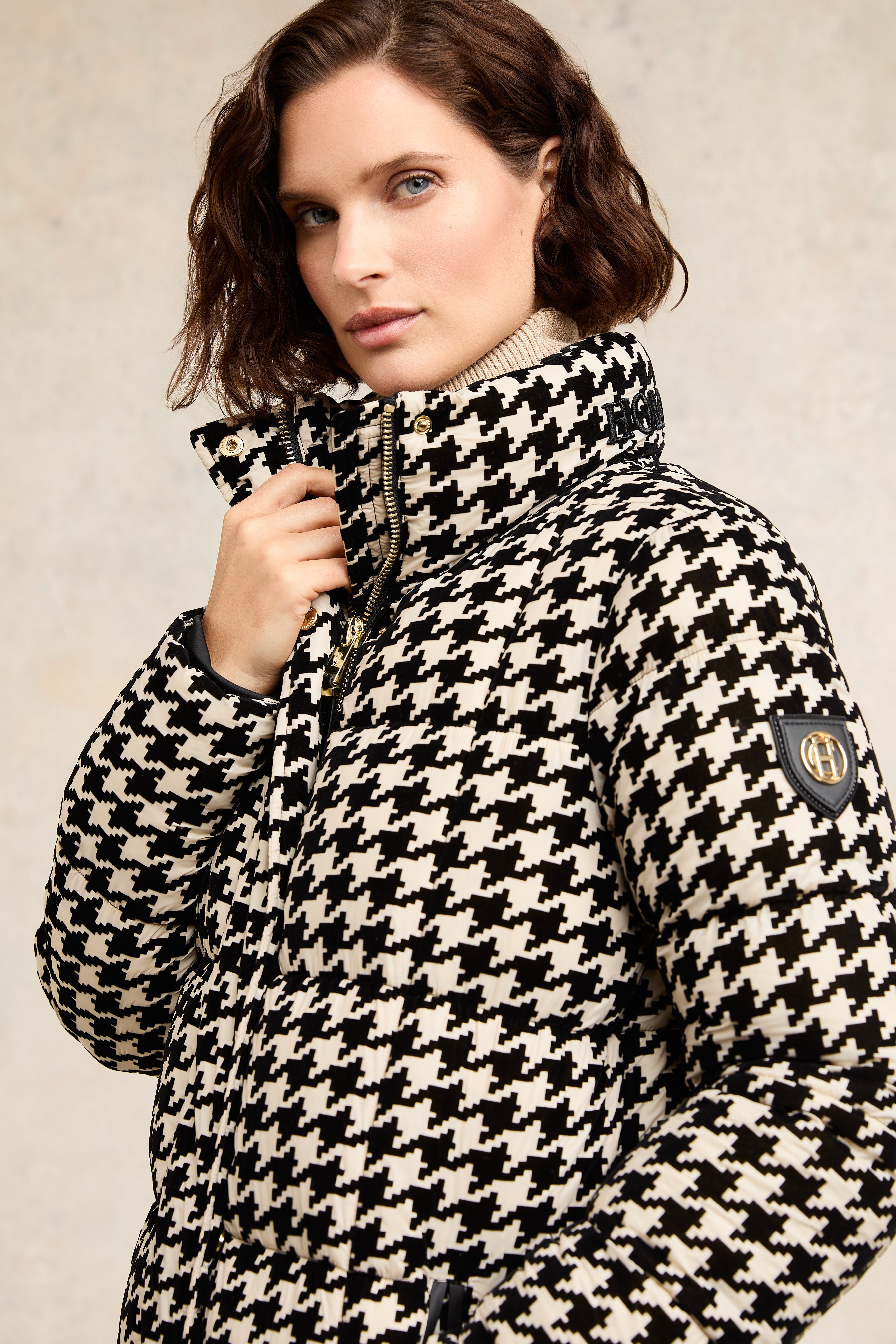 Crawford Longline Coat (Ecru Houndstooth) – Holland Cooper US