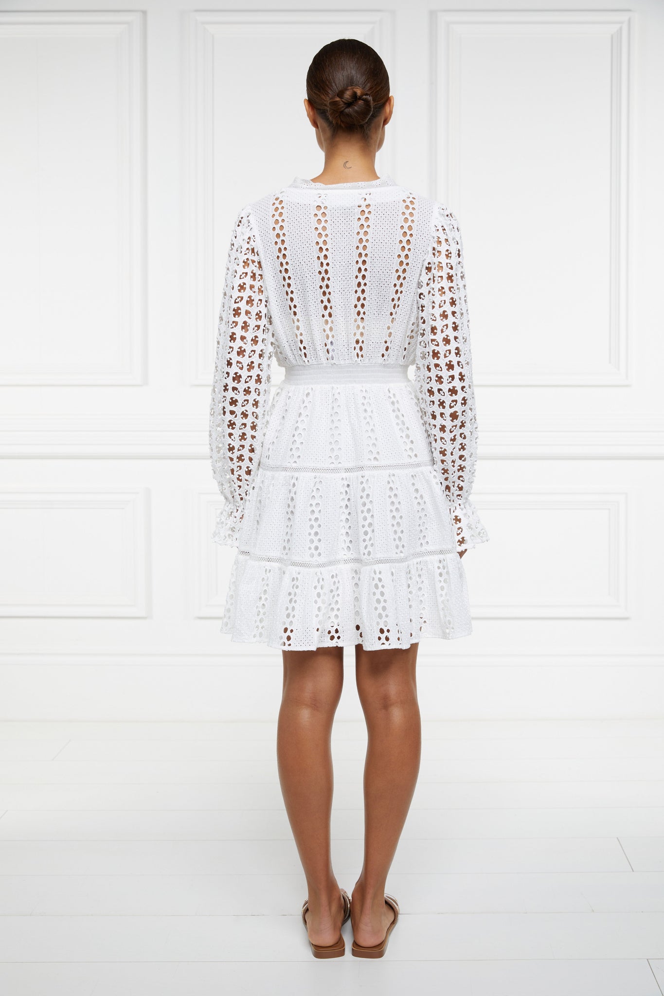 Broderie Lace V-Neck Dress (White)