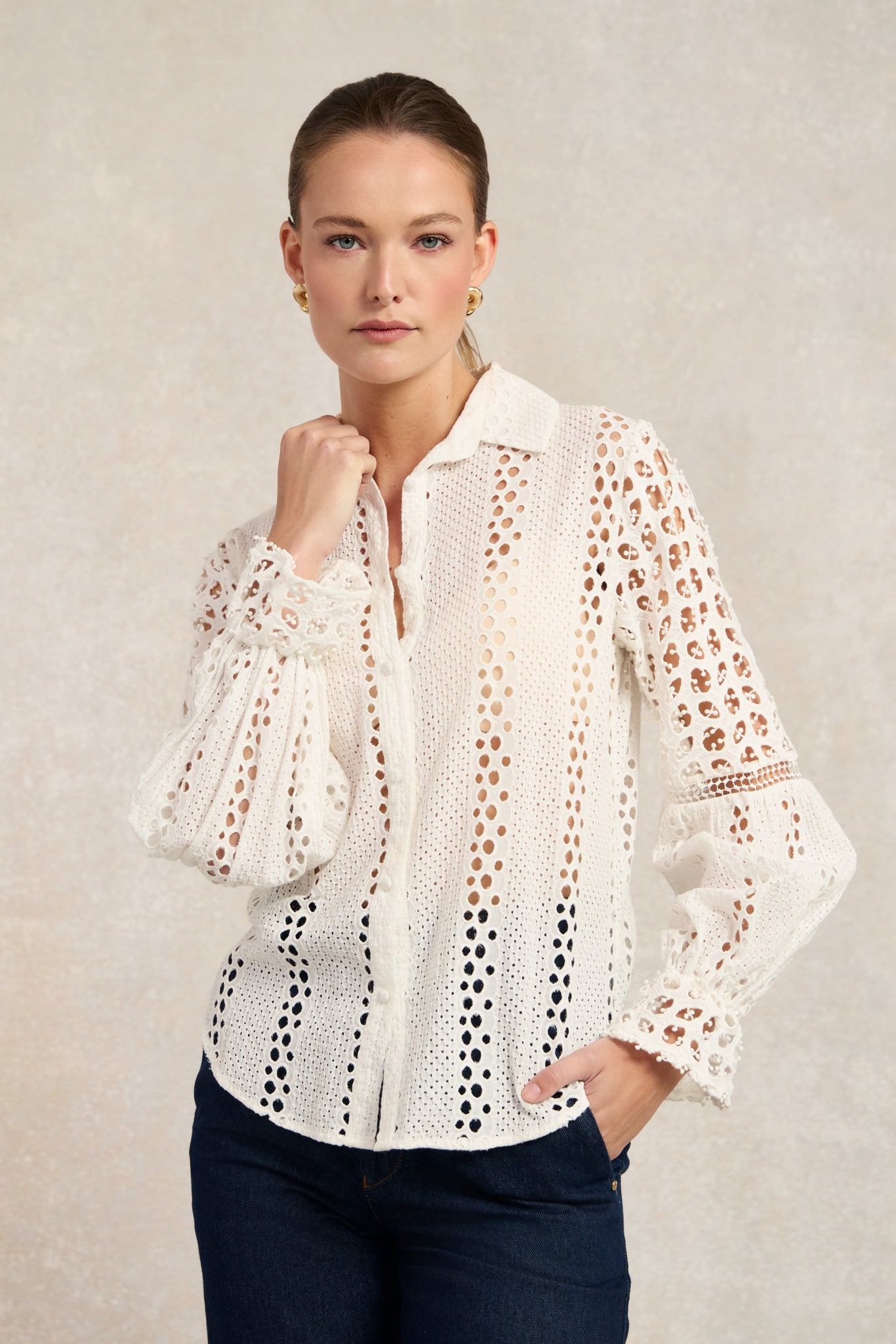 Broderie Lace Shirt (White)