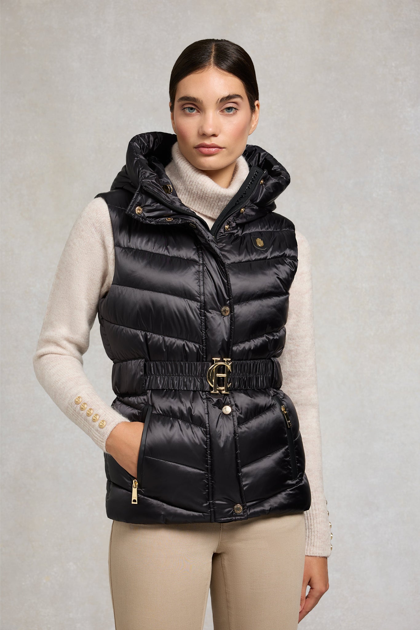 Arosa Gilet (Deep Black)