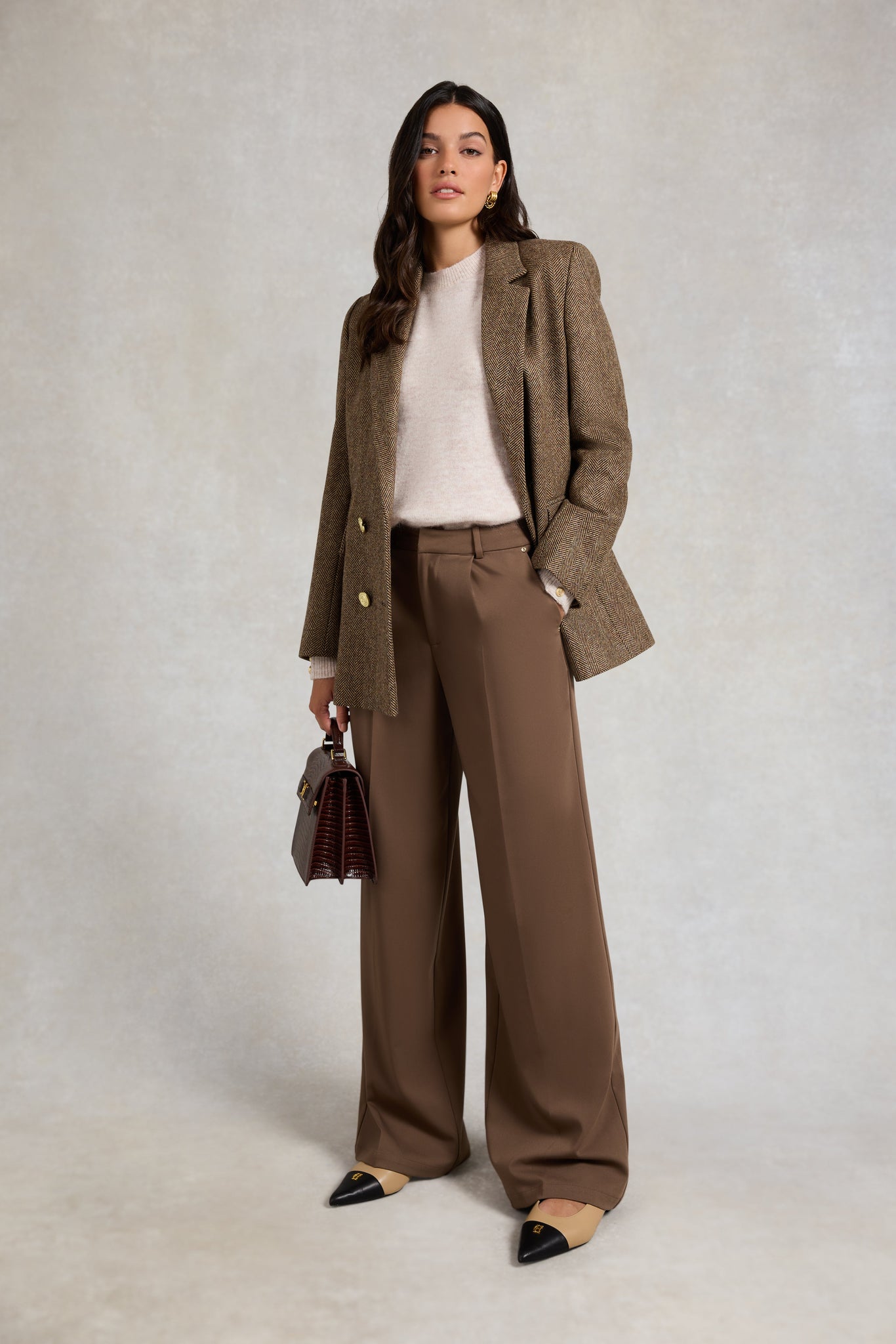 Pleated Wide Leg Trouser (Mocha)