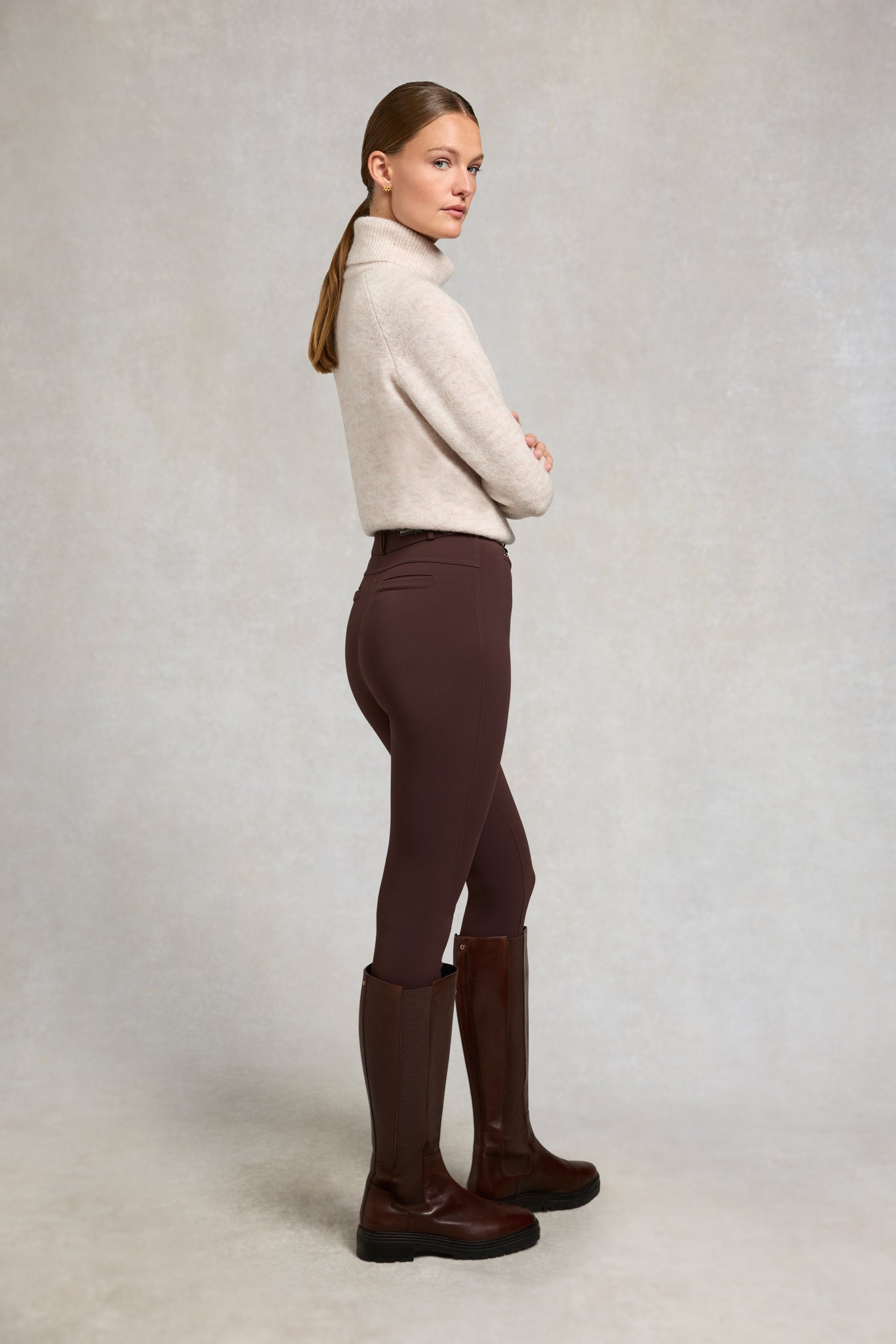 Contour Trouser (Walnut)
