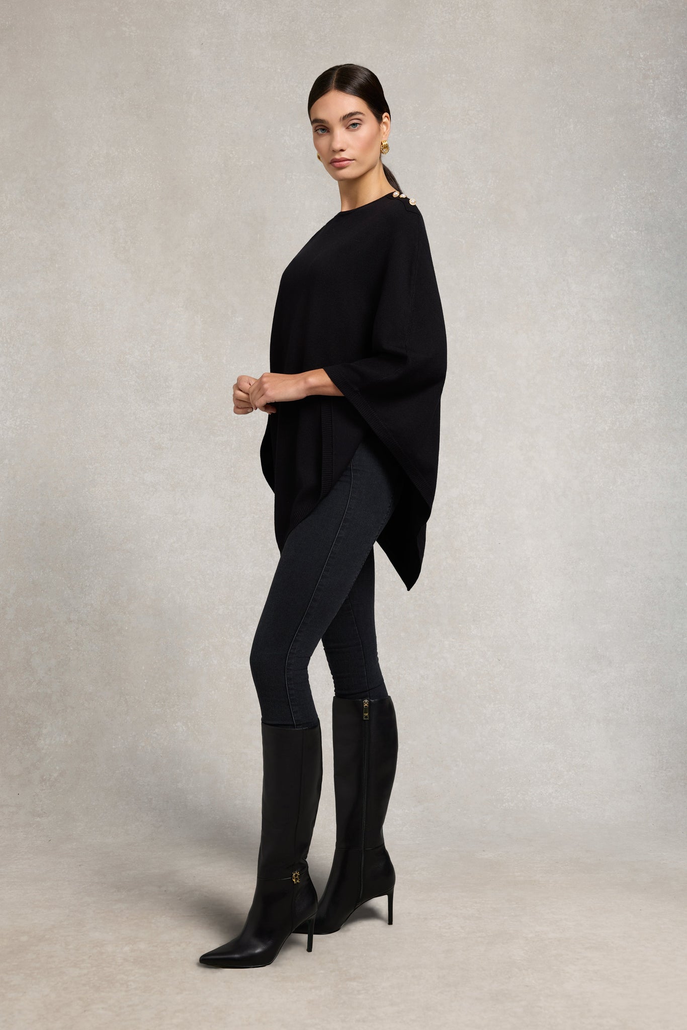 Boat Neck Cape (Black)