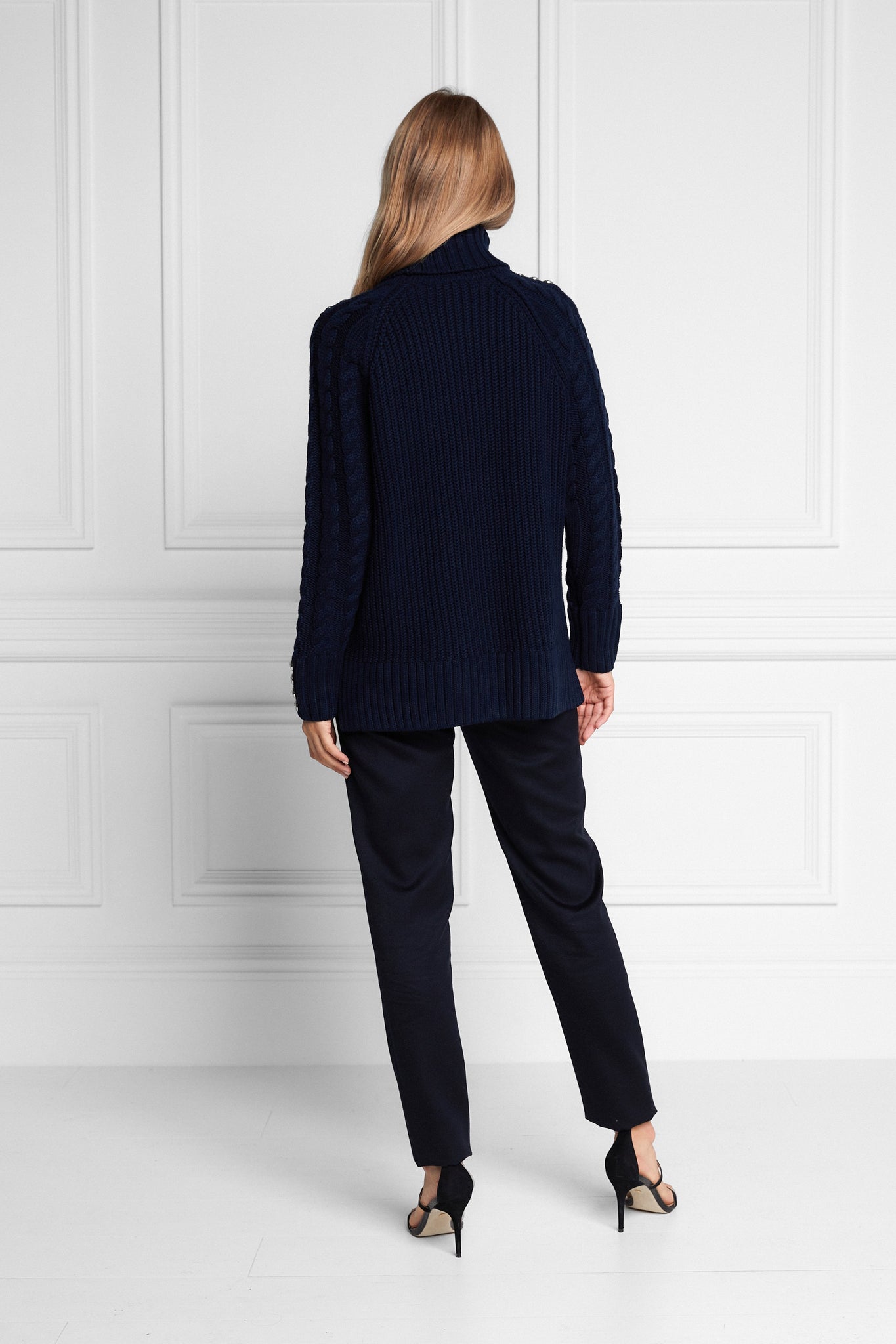 Greenwich Cable Knit (Navy)