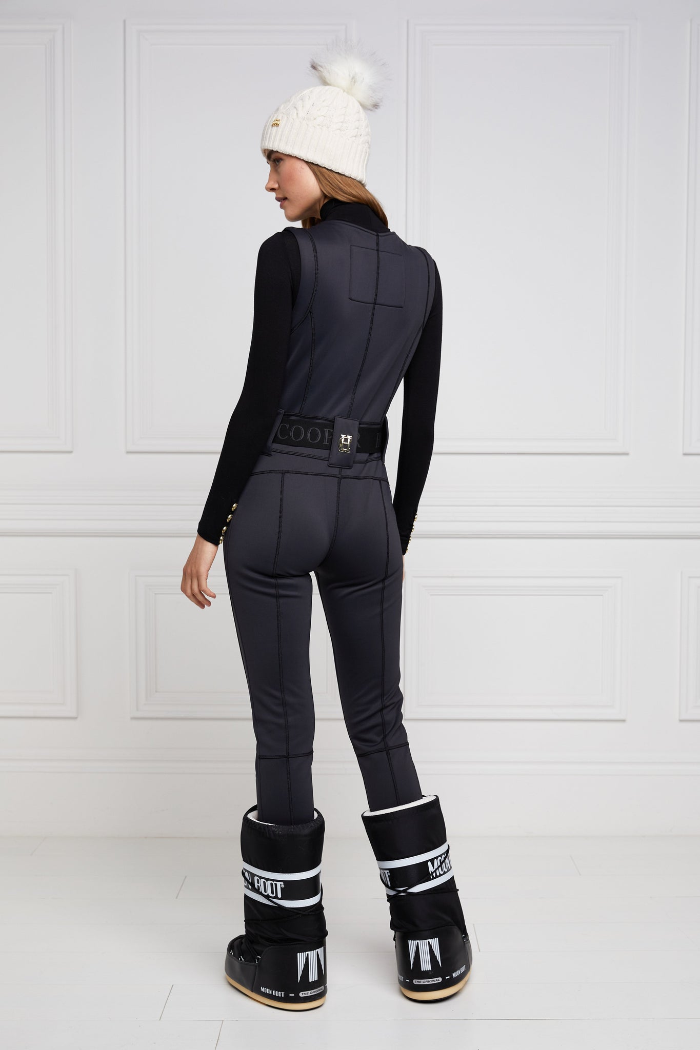 Sleeveless Ski Suit (Black)