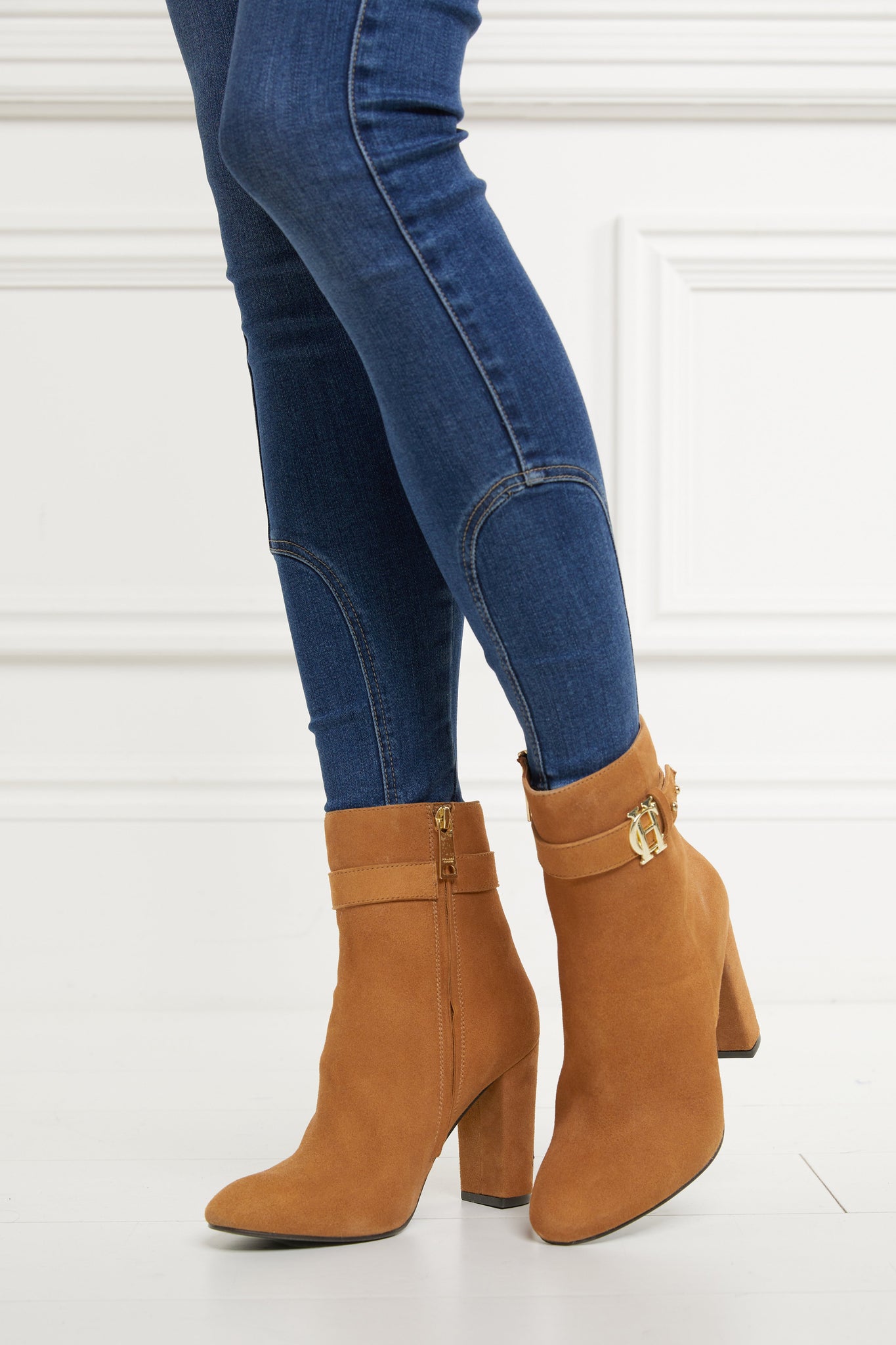 Mayfair Suede Ankle Boot (Tan)