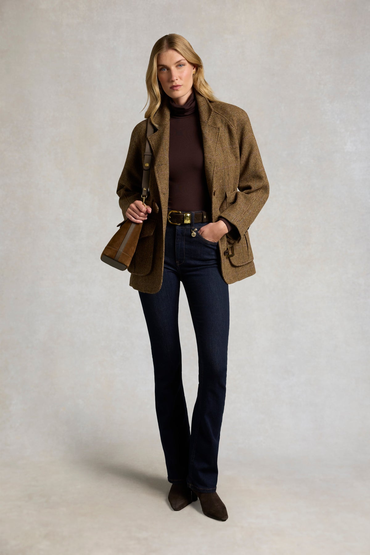 High Rise Flared Jean (Super Dark Wash)