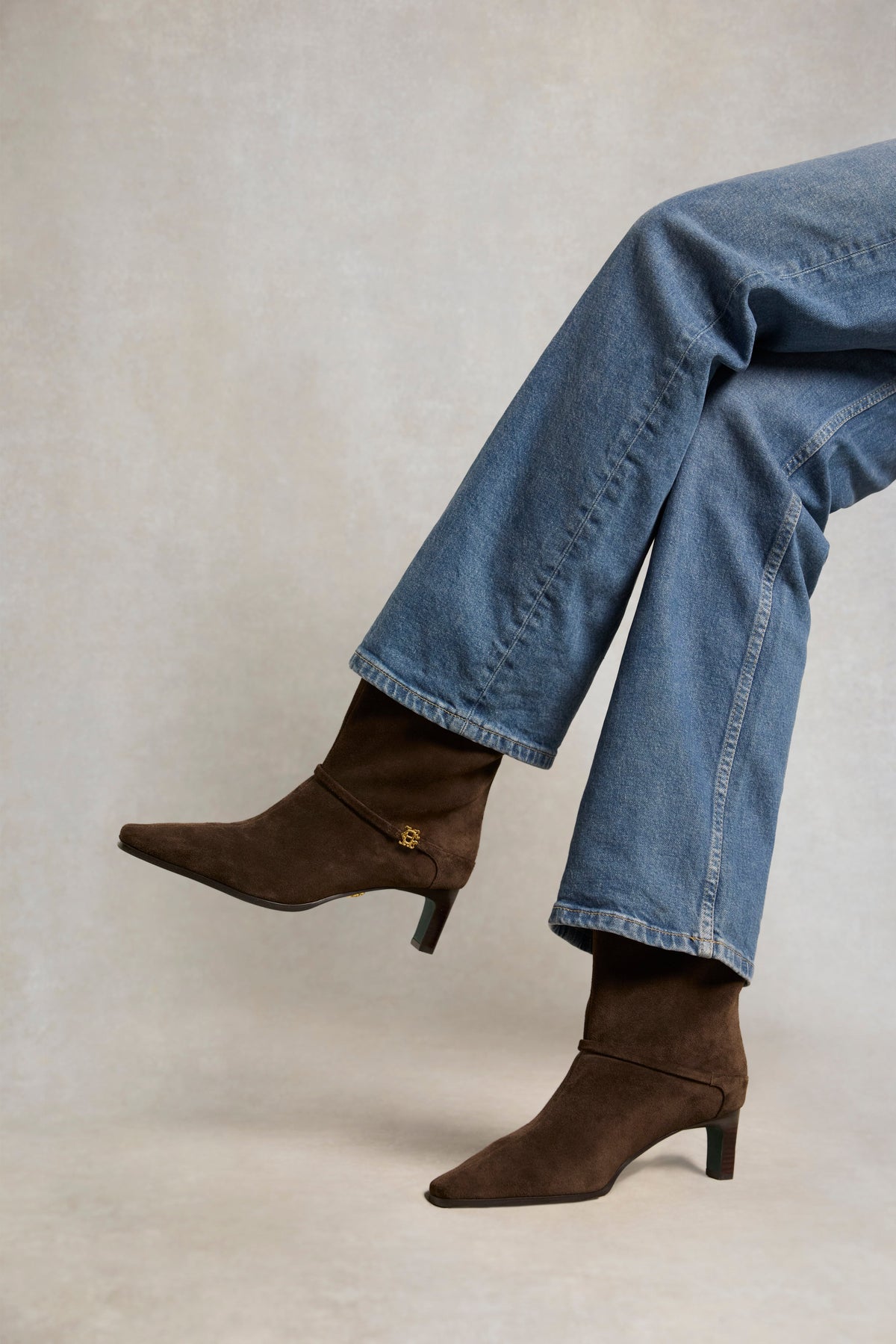 Portland Ankle Boot (Chocolate Suede)
