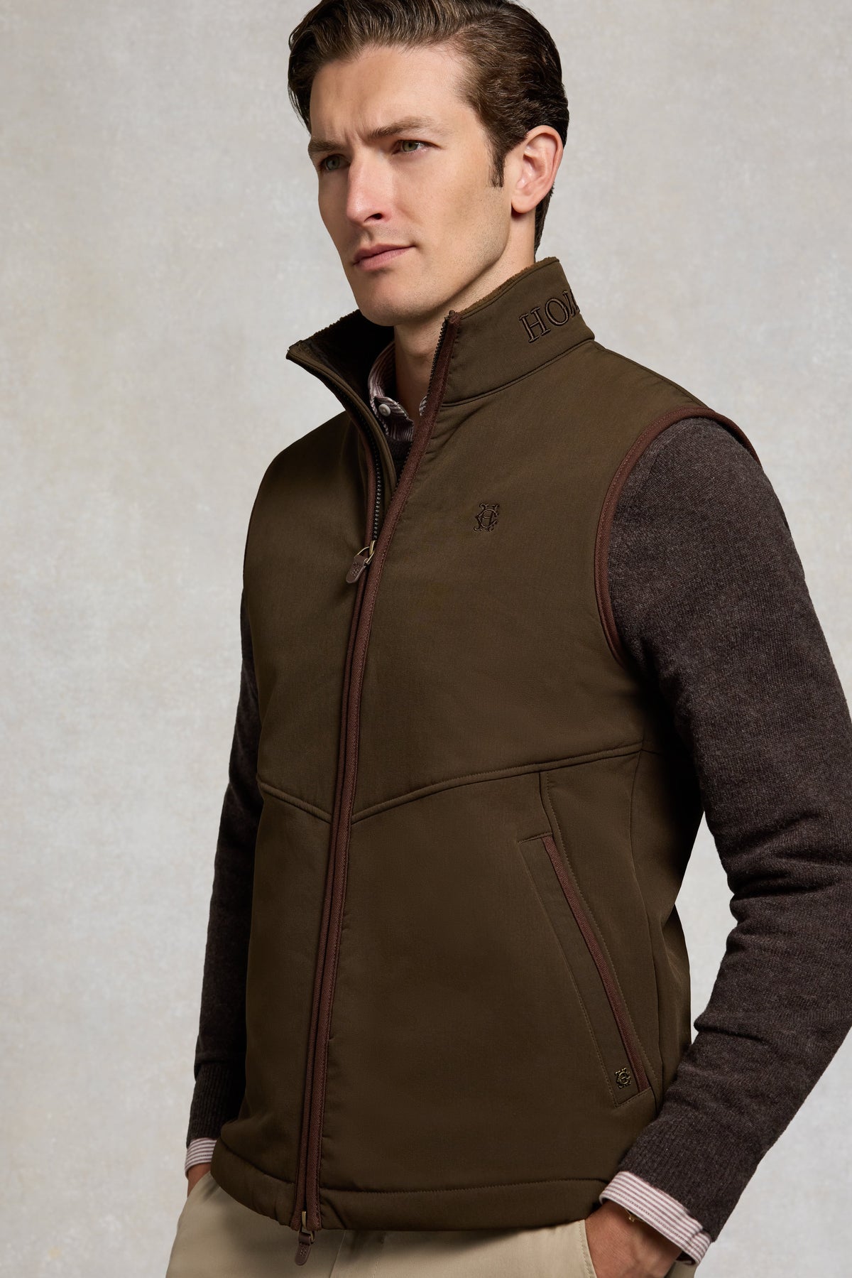 Men's Classic Softshell Gilet (Olive Brown)