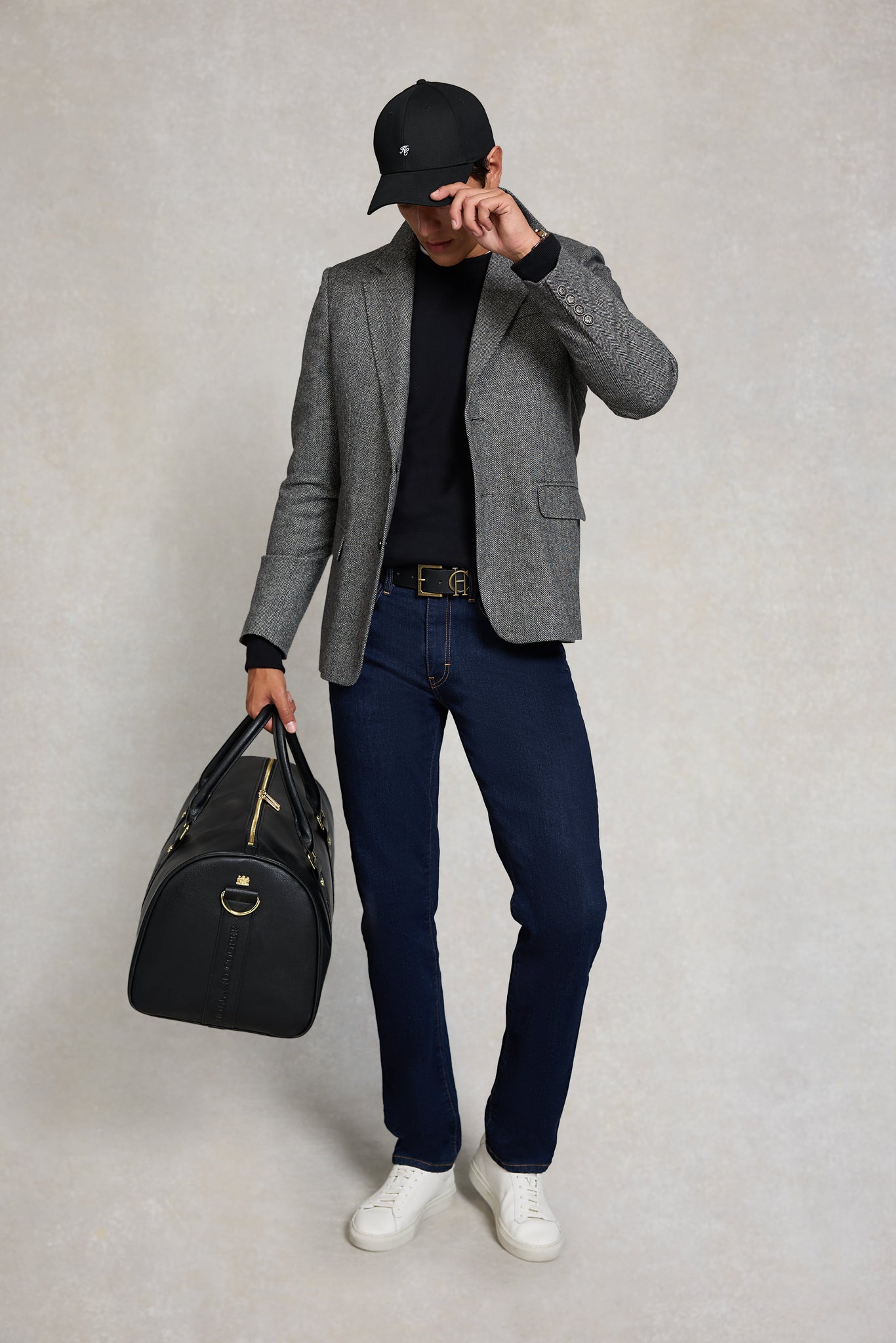 The Single Breasted Blazer (Mono Herringbone)