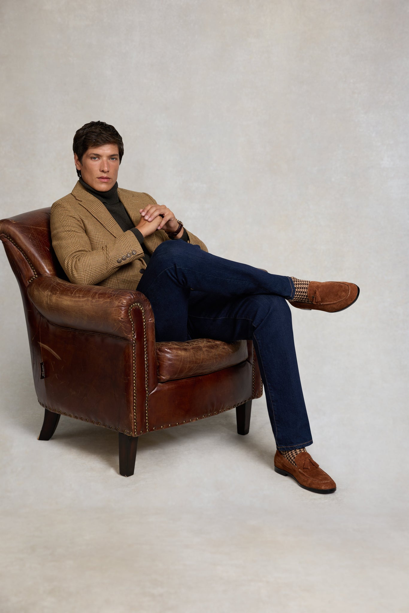 Men's Suede Tassel Loafer (Cognac)