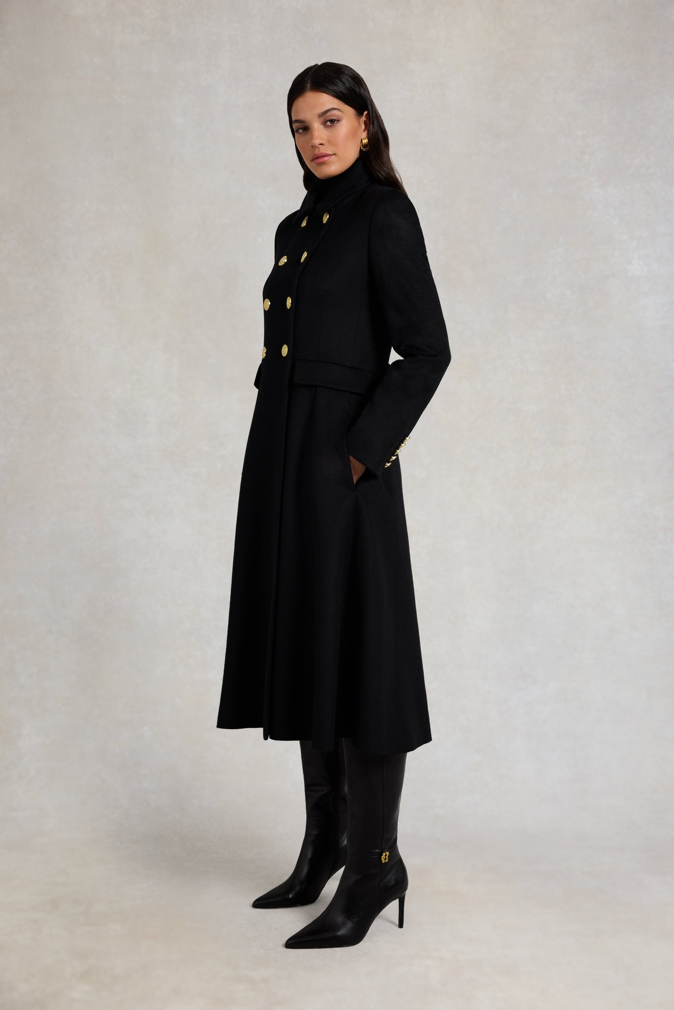 Windsor Fit & Flare Coat (Soft Black)