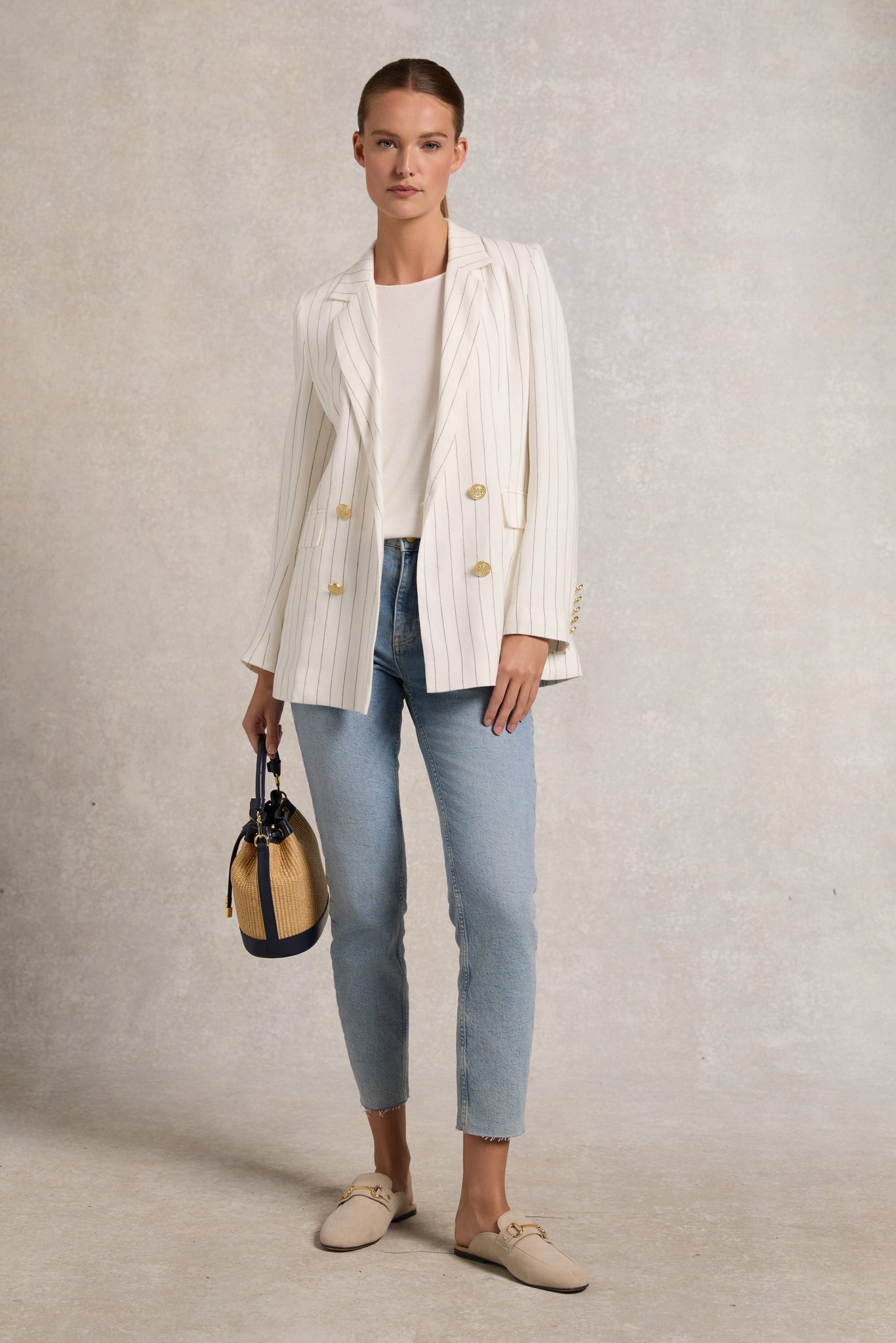 Boat Neck Vest (Oyster)