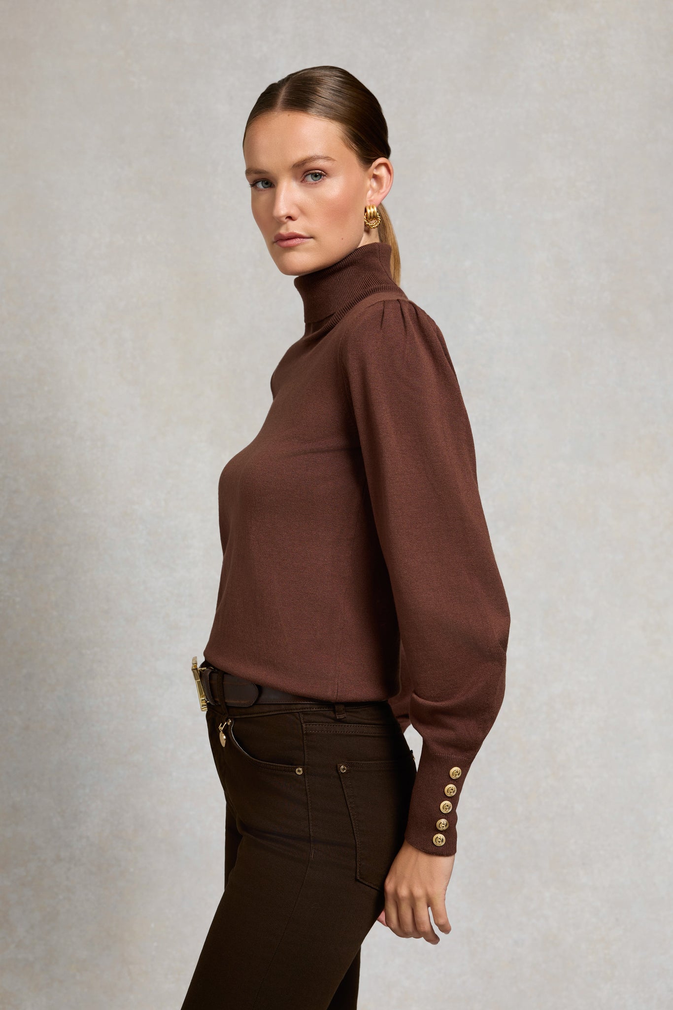 Structured Kelsie Roll Neck Knit (Cocoa)