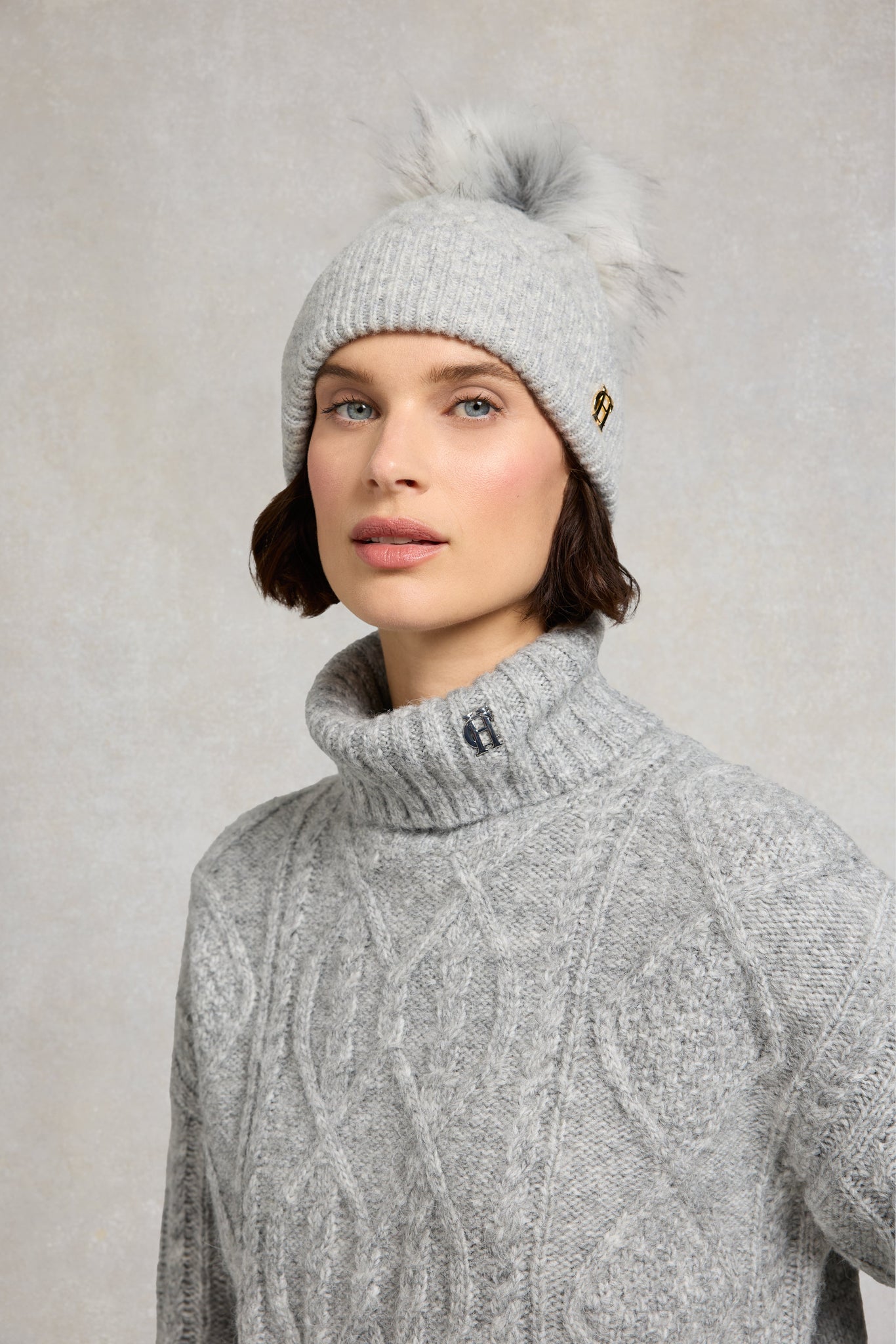 Sloane Cable Bobble Hat (Grey Marl)