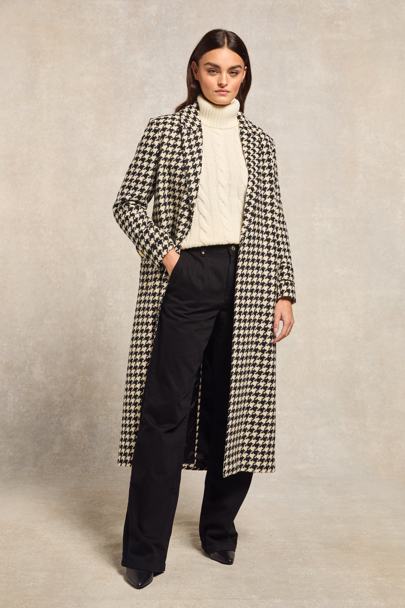 Wrap Coat (Large Scale Houndstooth)