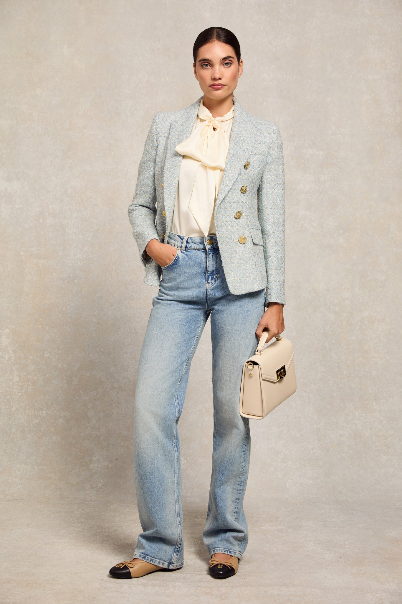 Knightsbridge Blazer (Sky Blue Boucle)
