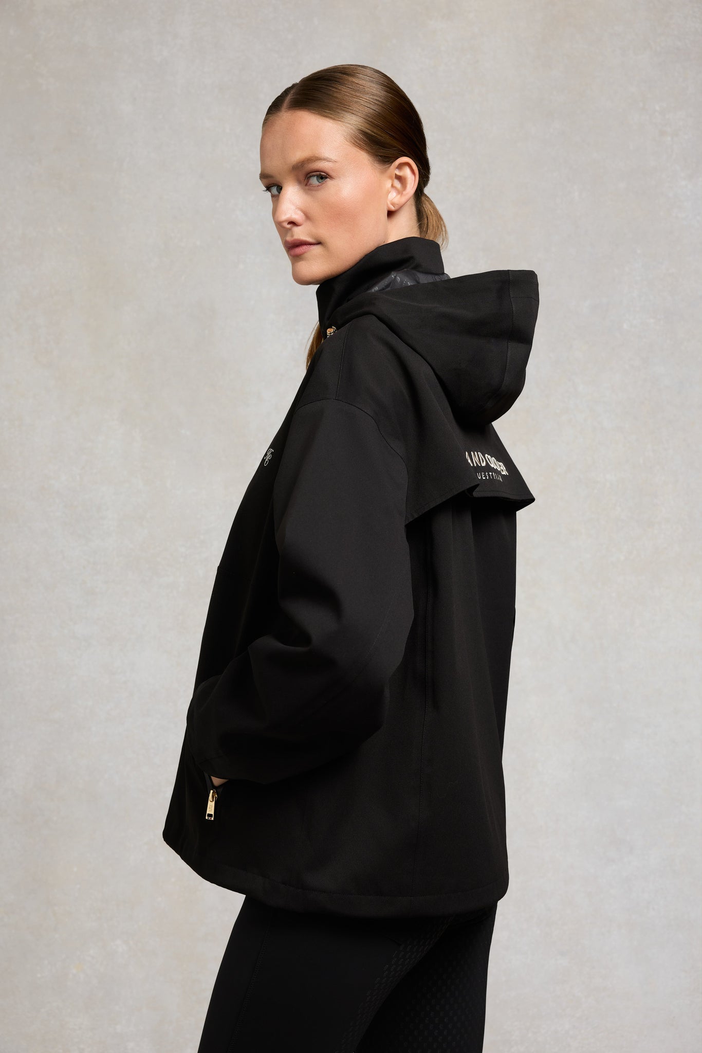 Chiltern Quarter Zip Jacket (Black)