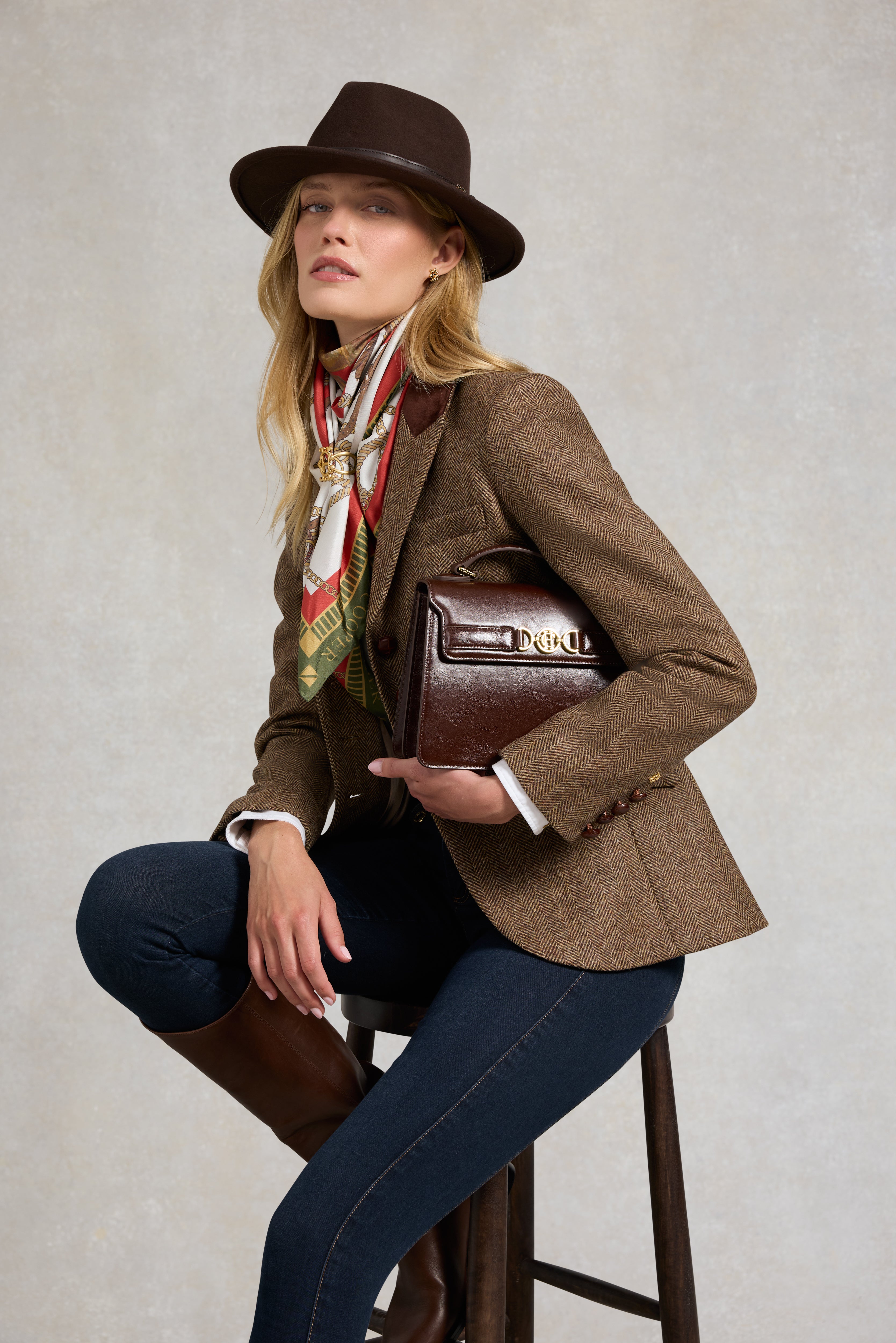 Hacking Jacket (Large Scale Brown Herringbone) – Holland Cooper US