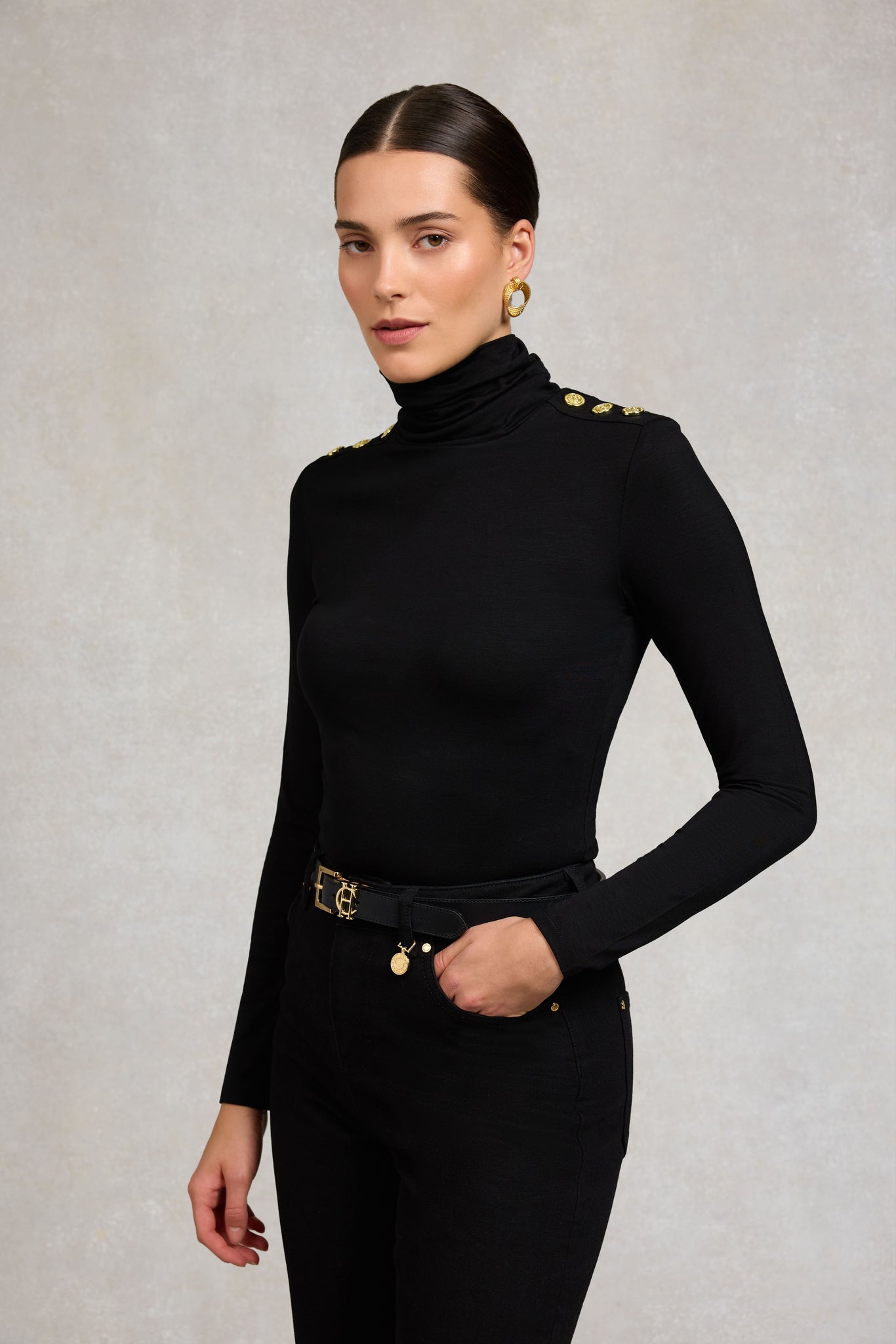 Essential Roll Neck (Black)