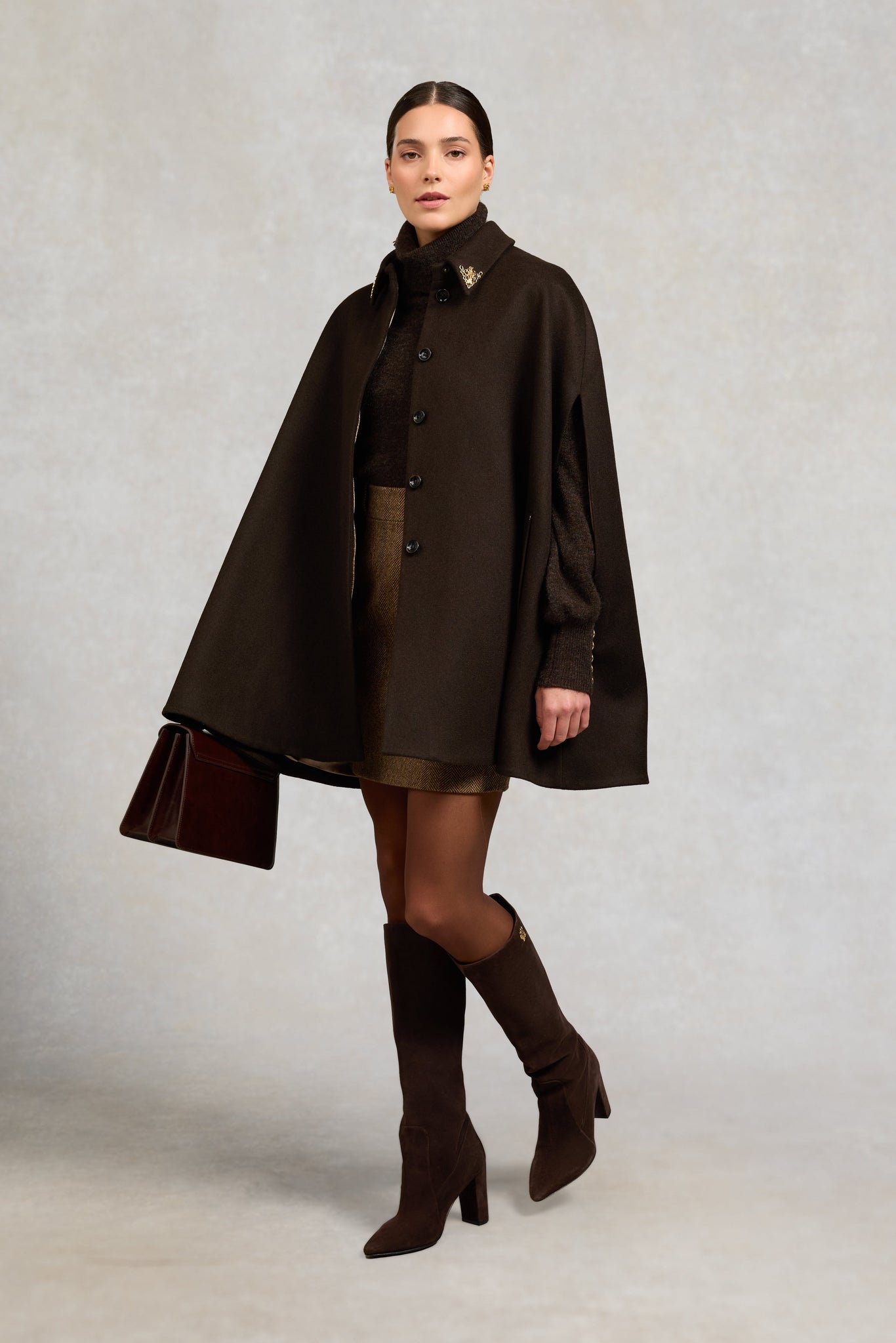 Knightsbridge Cape (Chocolate)
