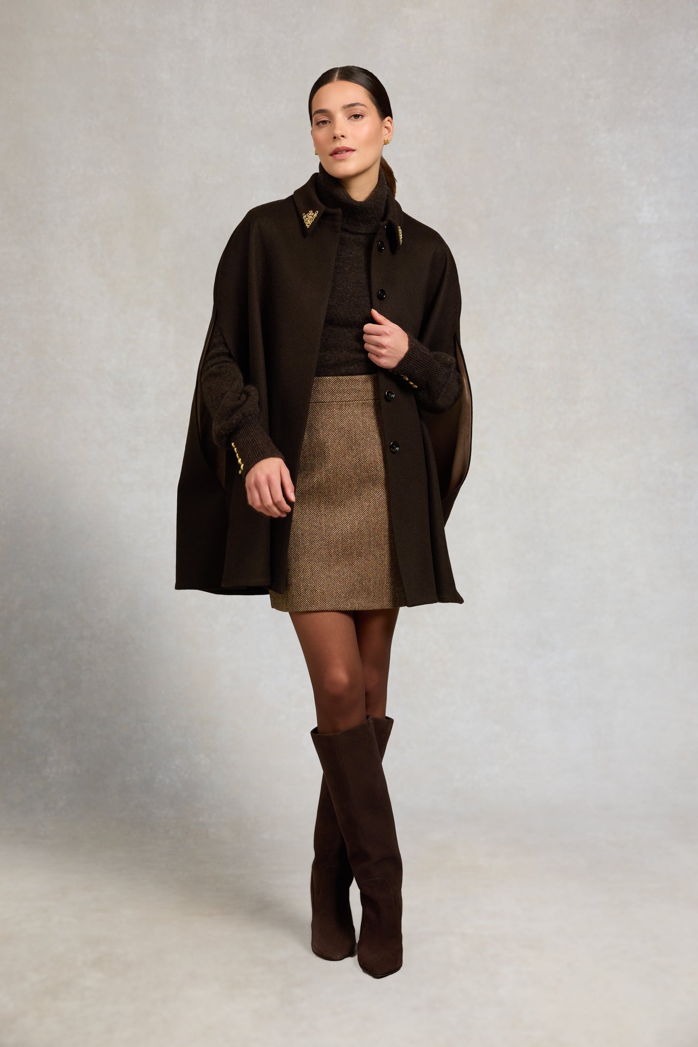 Knightsbridge Cape (Chocolate)