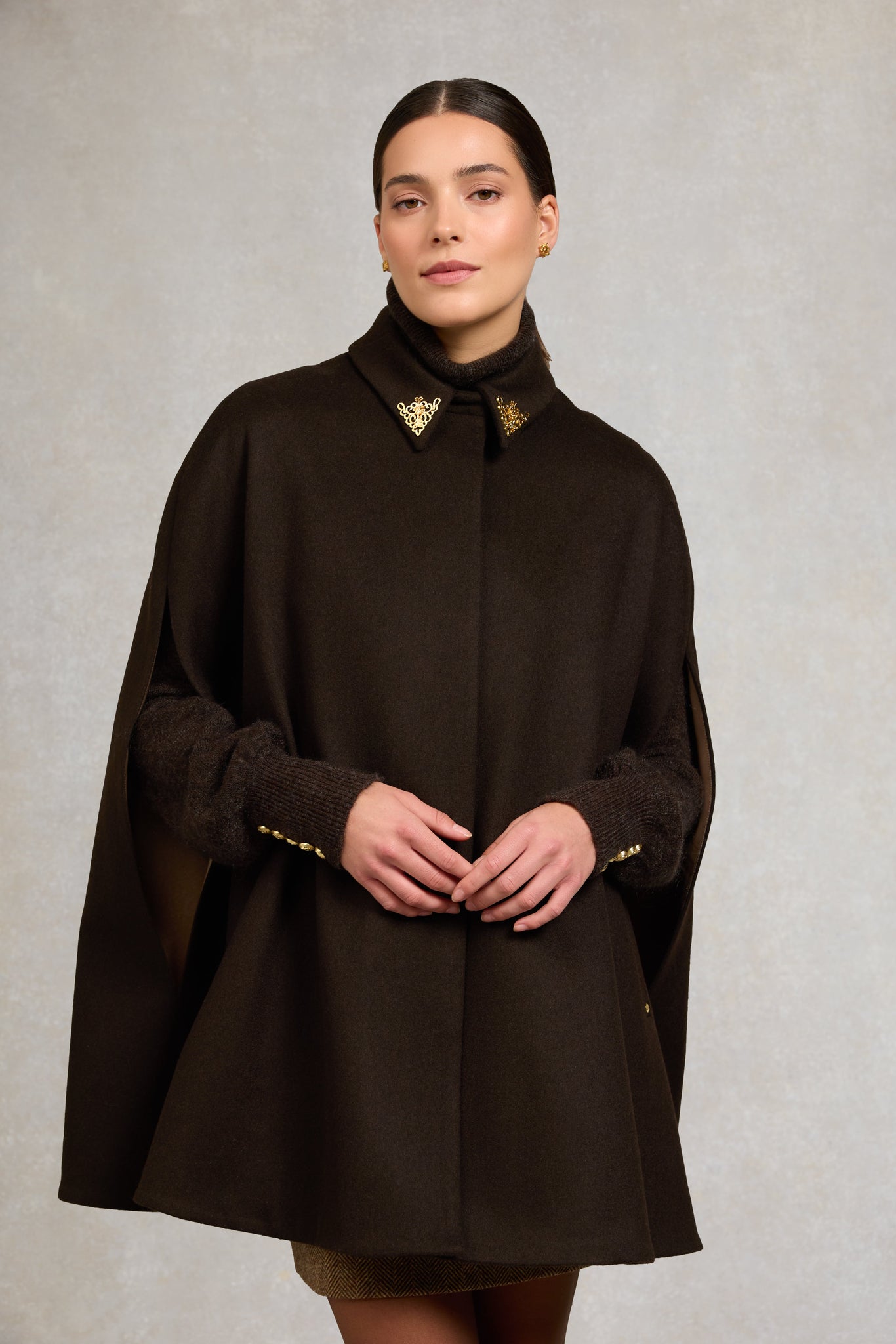 Knightsbridge Cape (Chocolate)