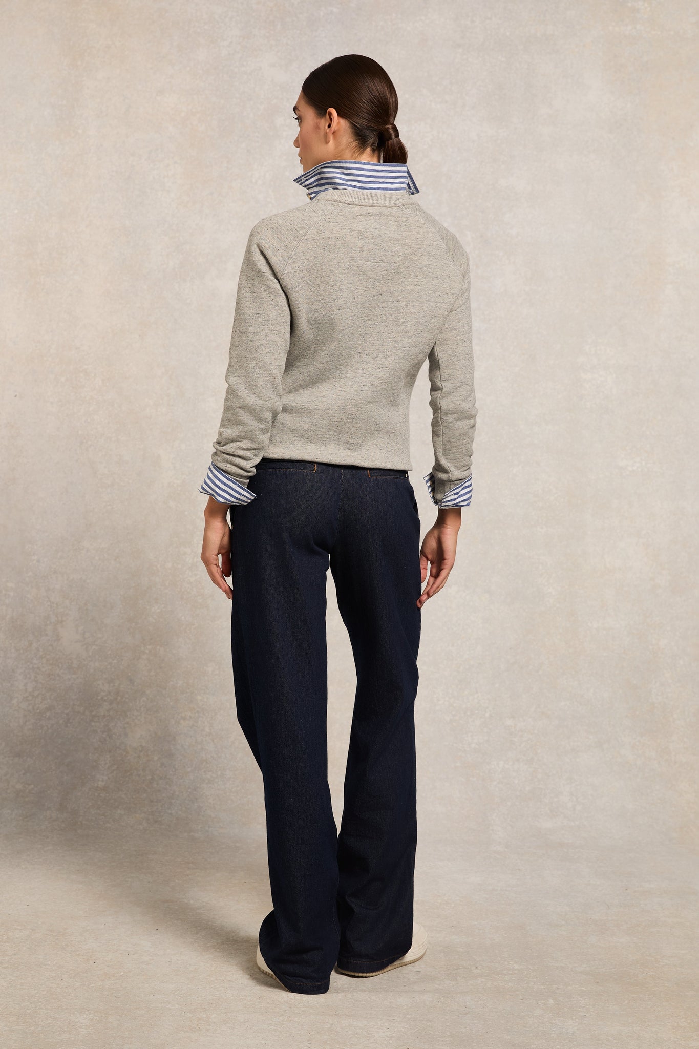 Country Club Crew Sweat (Grit Marl)