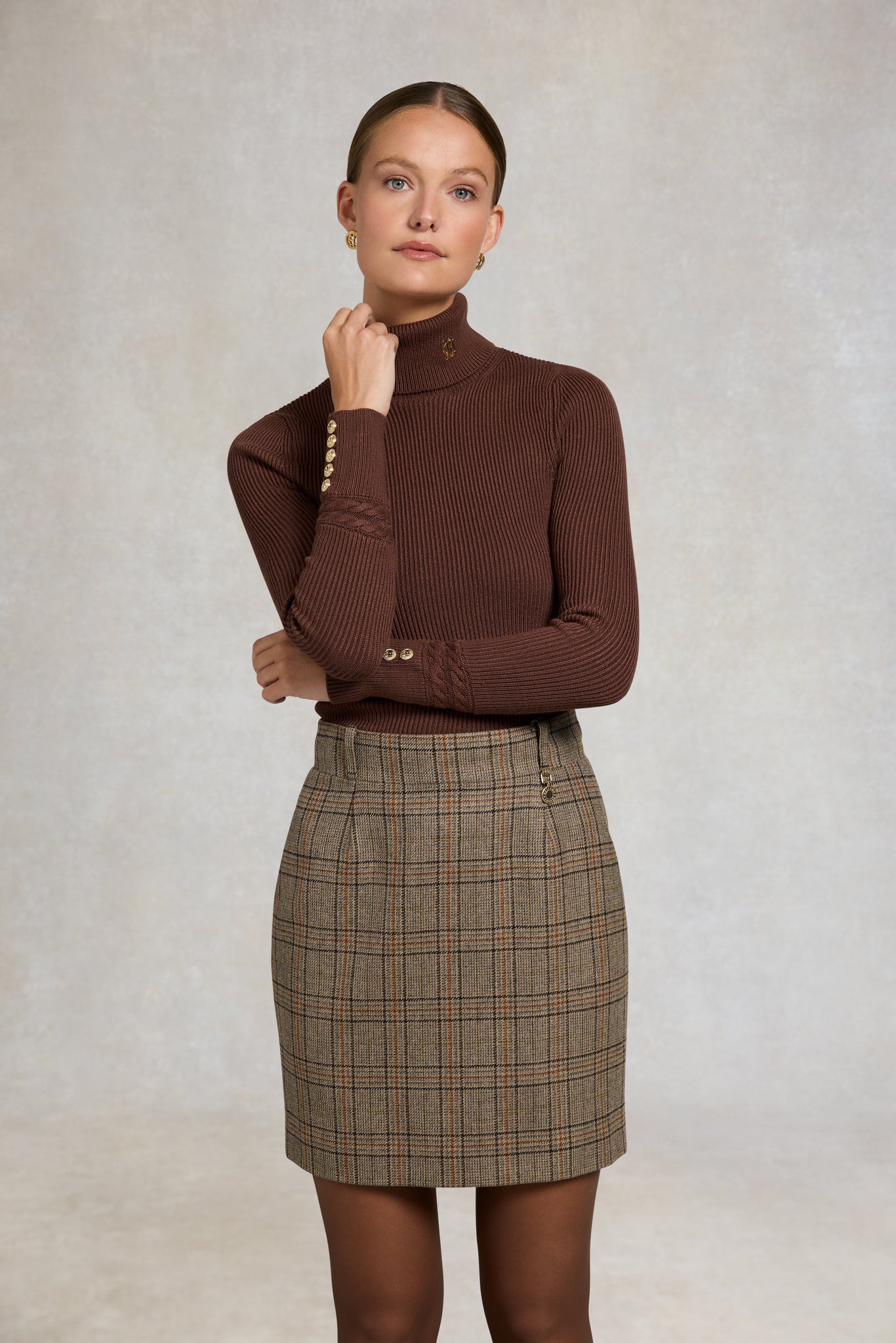 Jupe en tweed : mini-jupe en tweed à carreaux ou à motif pour Jupe en tweed : mini-jupe en tweed à carreaux ou à motif pour