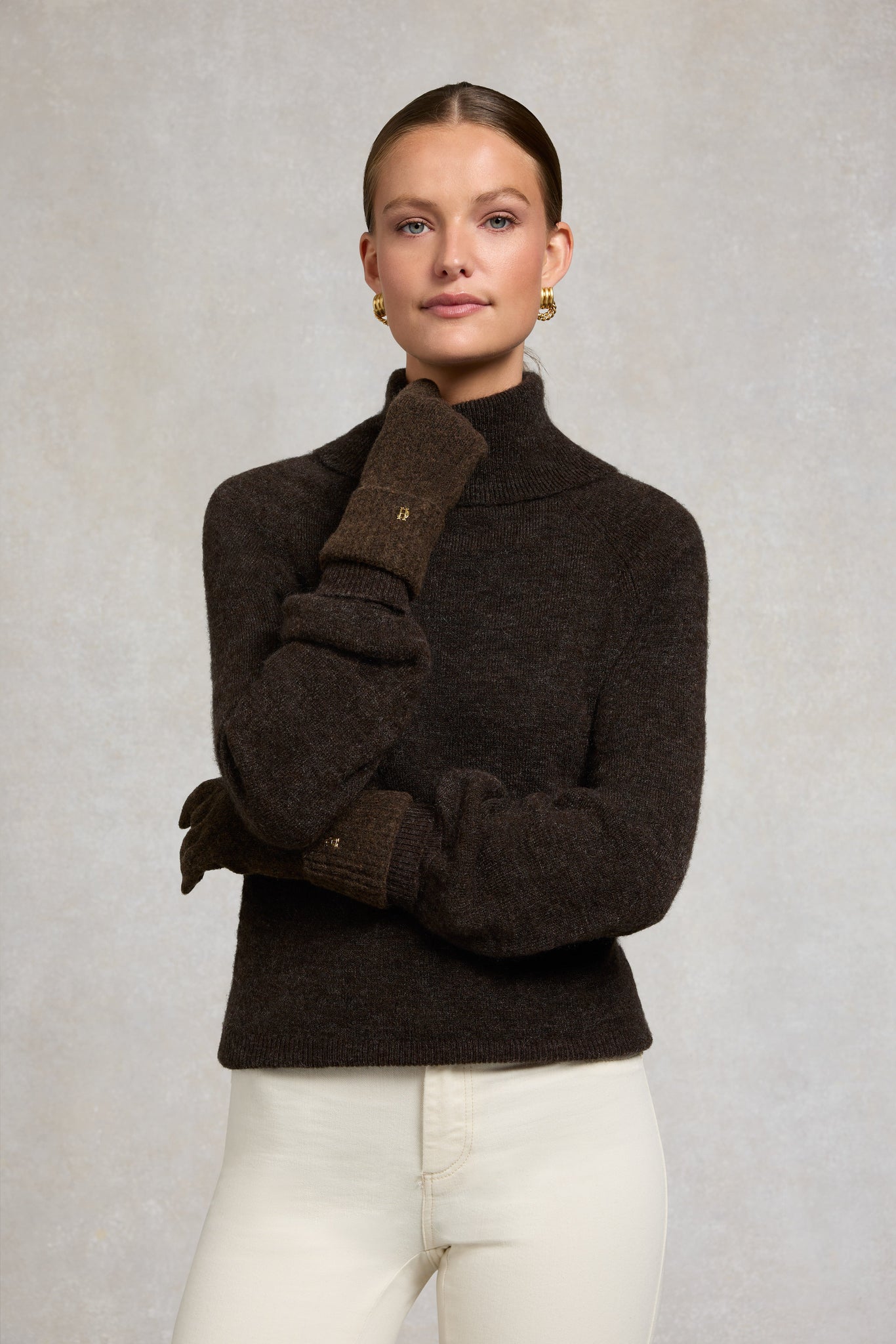 Classic Logo Glove (Chocolate)