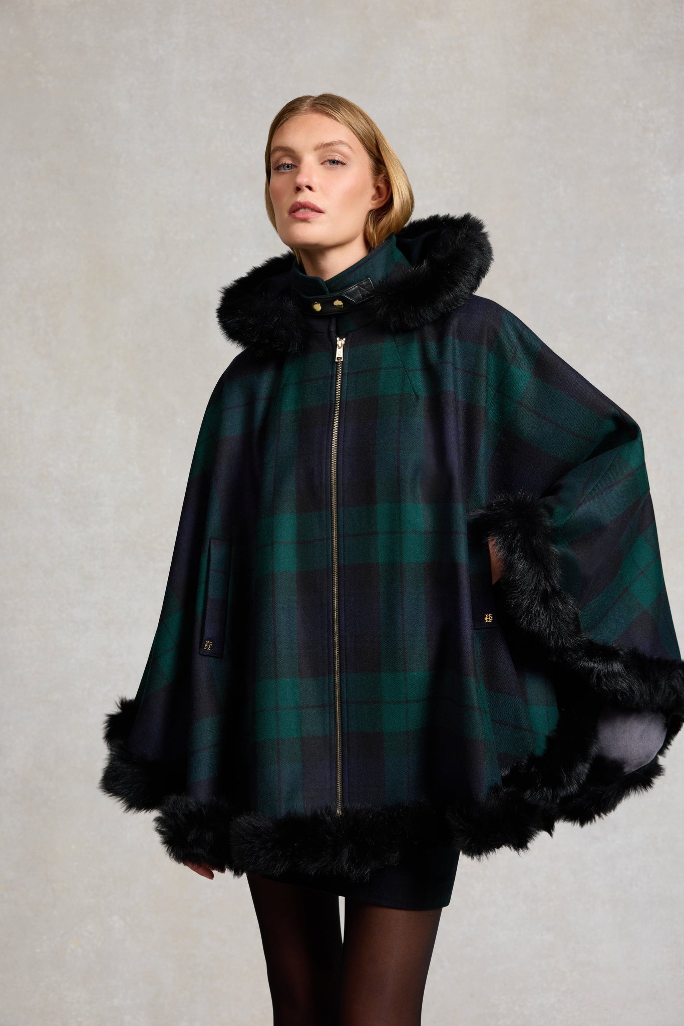 Kensington Gold Label Cape (Blackwatch)