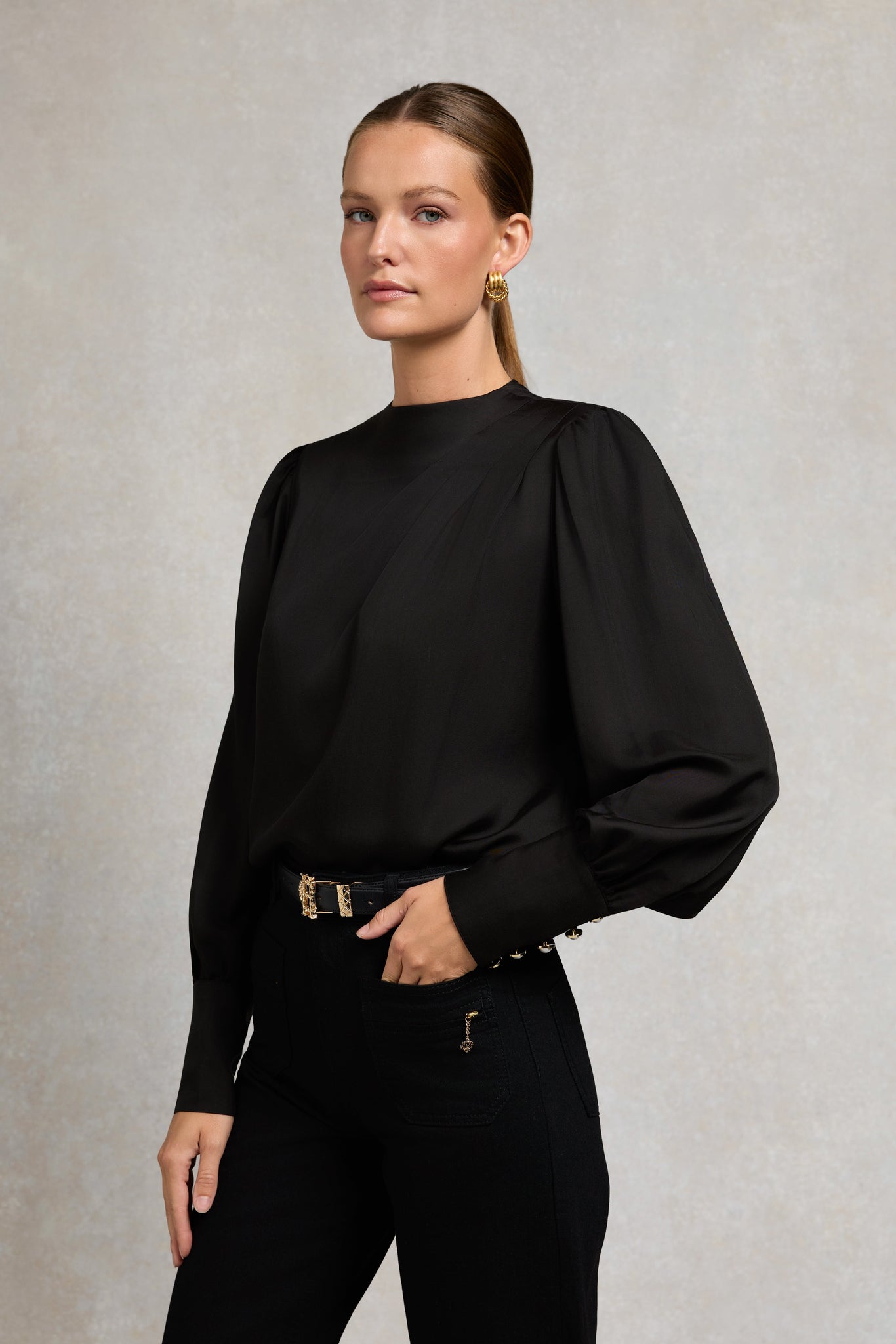 Sarah Blouse (Black)