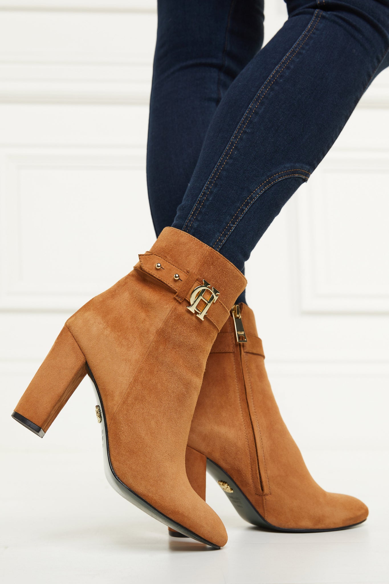 Mayfair Suede Ankle Boot (Tan)