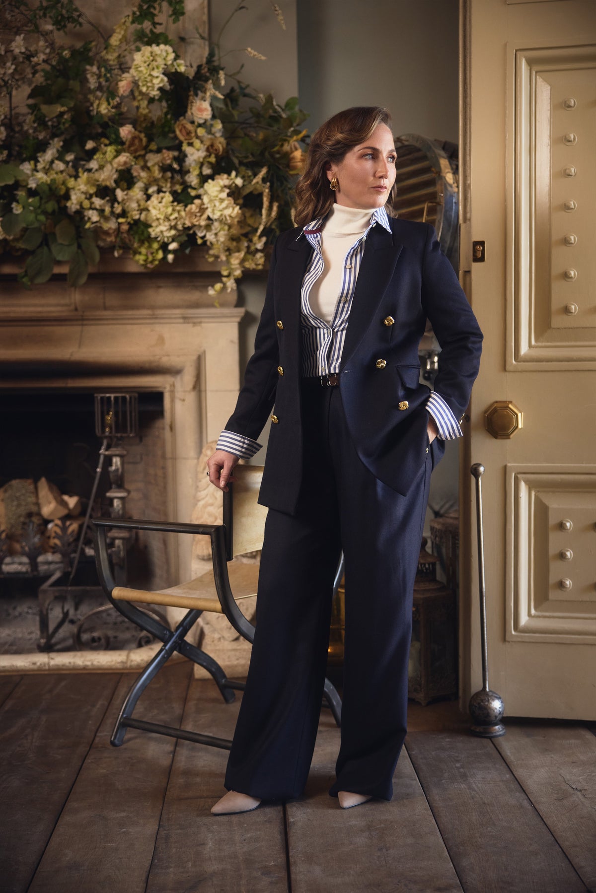 Laura Collett's Navy Blazer Look