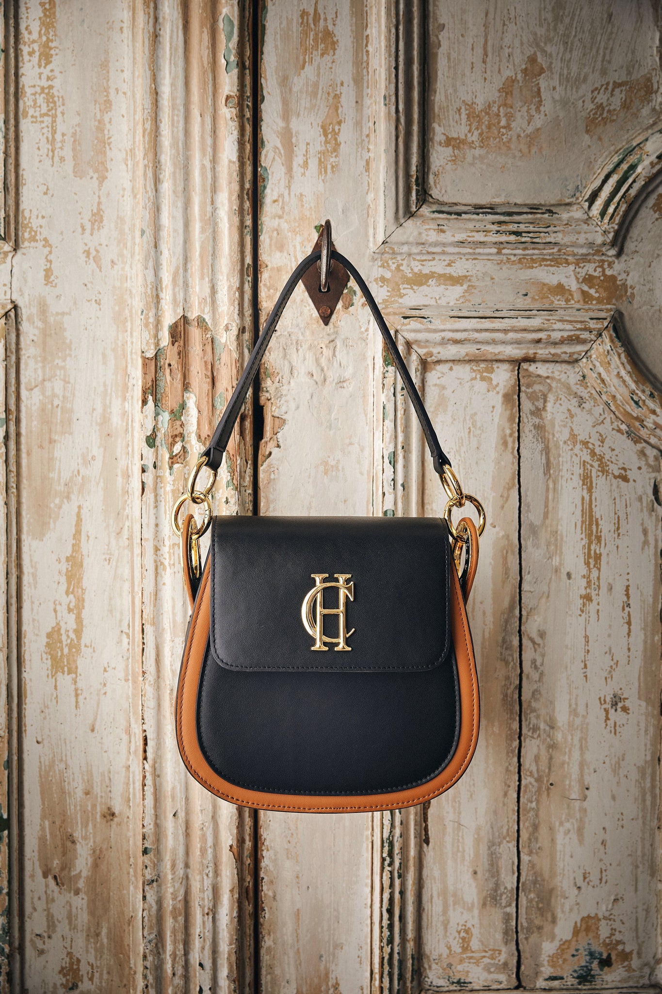 Chelsea Saddle Bag (Black Tan)