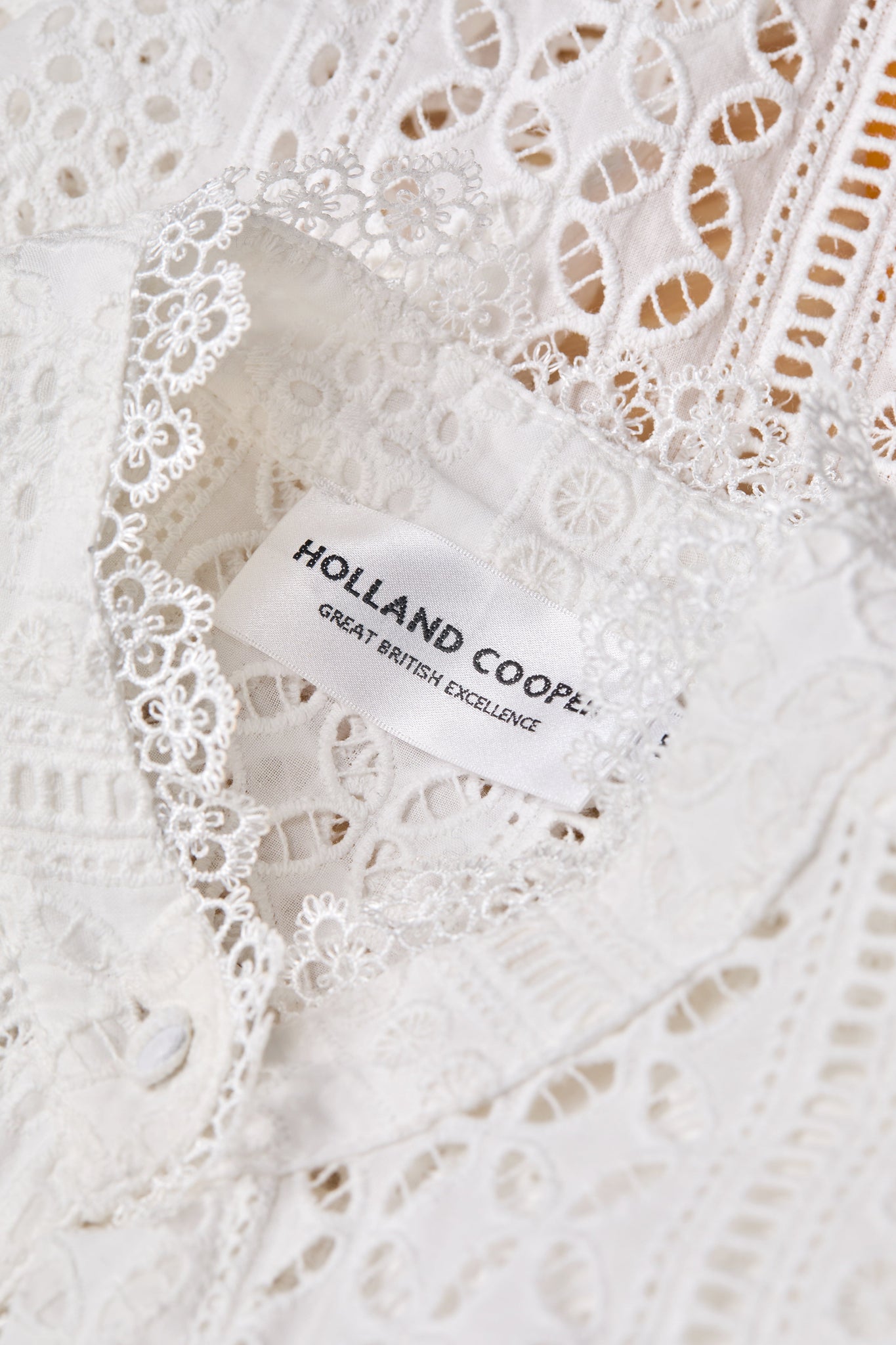 Collarless Broderie Shirt (White)