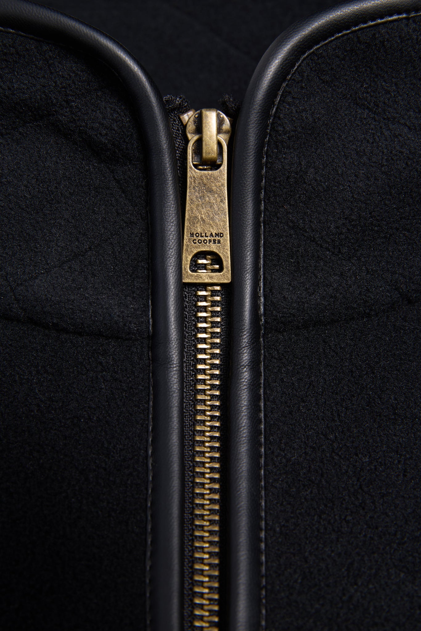 Country Longline Fleece (Black)