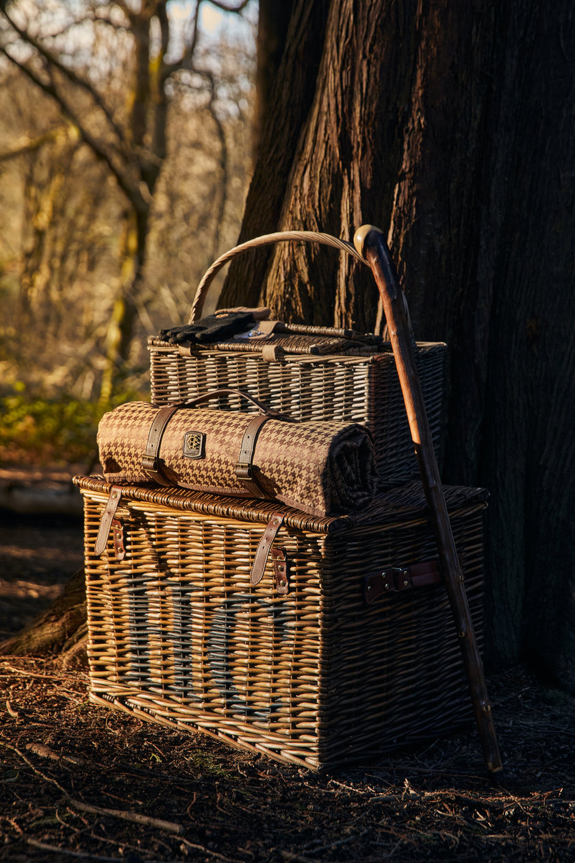 Picnic Blanket (Toffee Houndstooth)