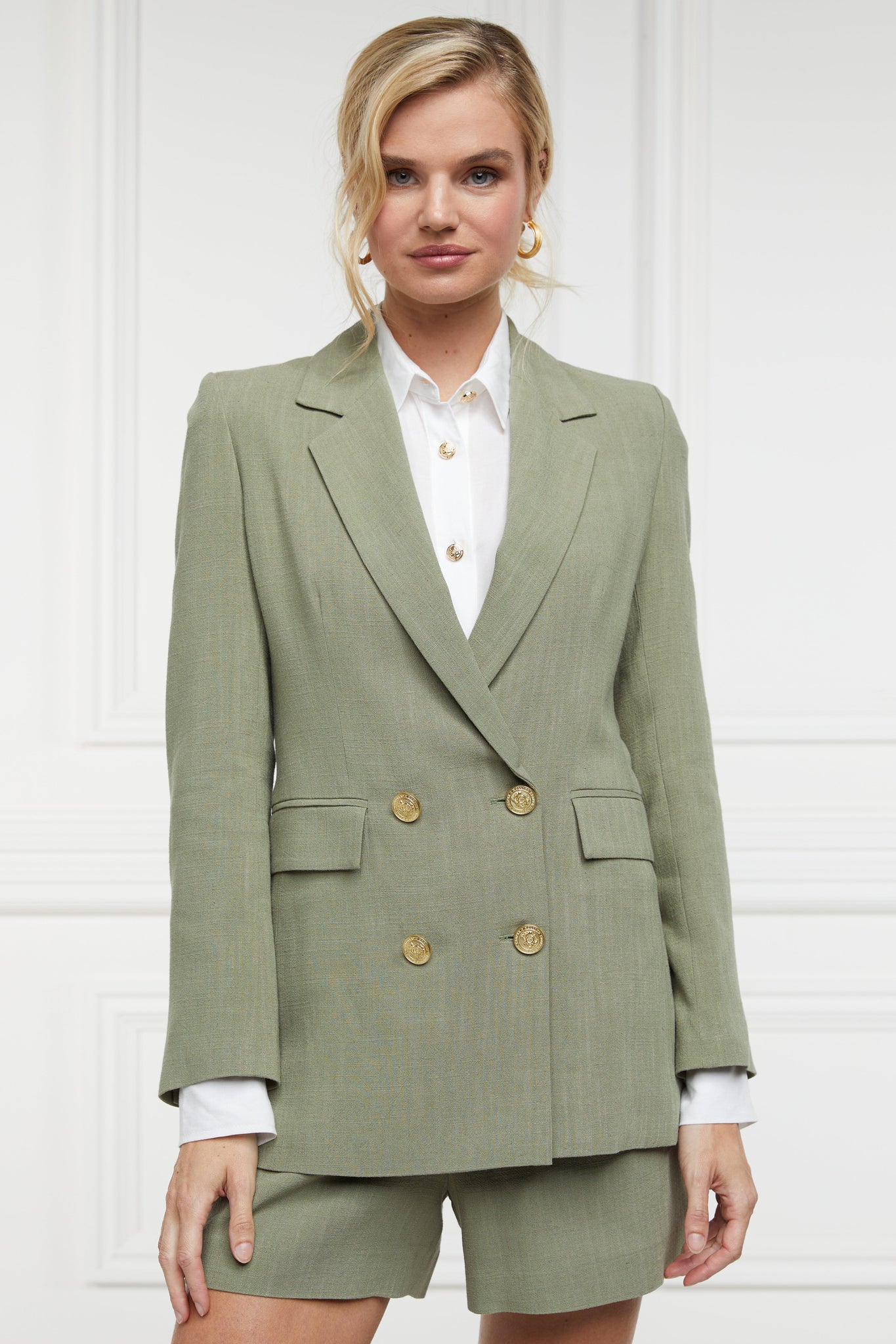 The Sage Linen Suit