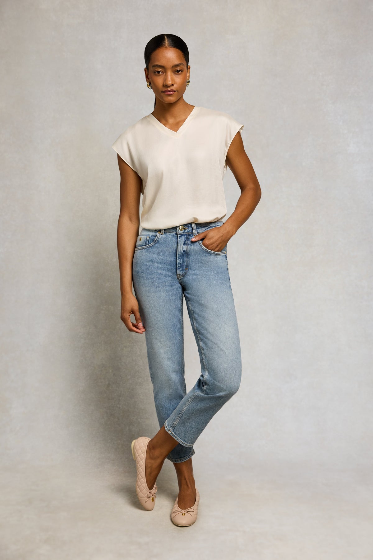 Mid Rise Straight Cropped Jean (Vintage Denim)