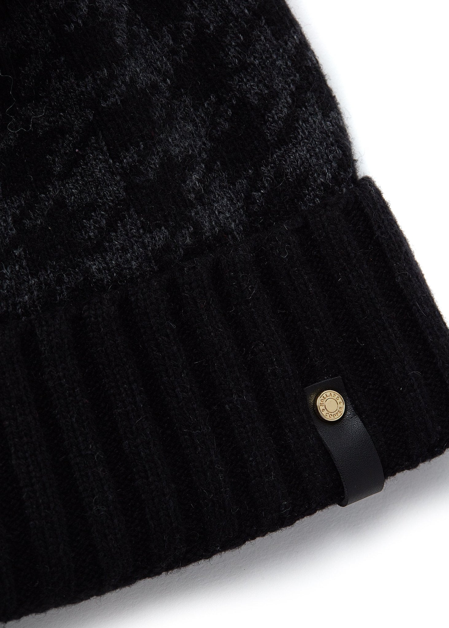 Knitted Bobble Hat (Grey Houndstooth)