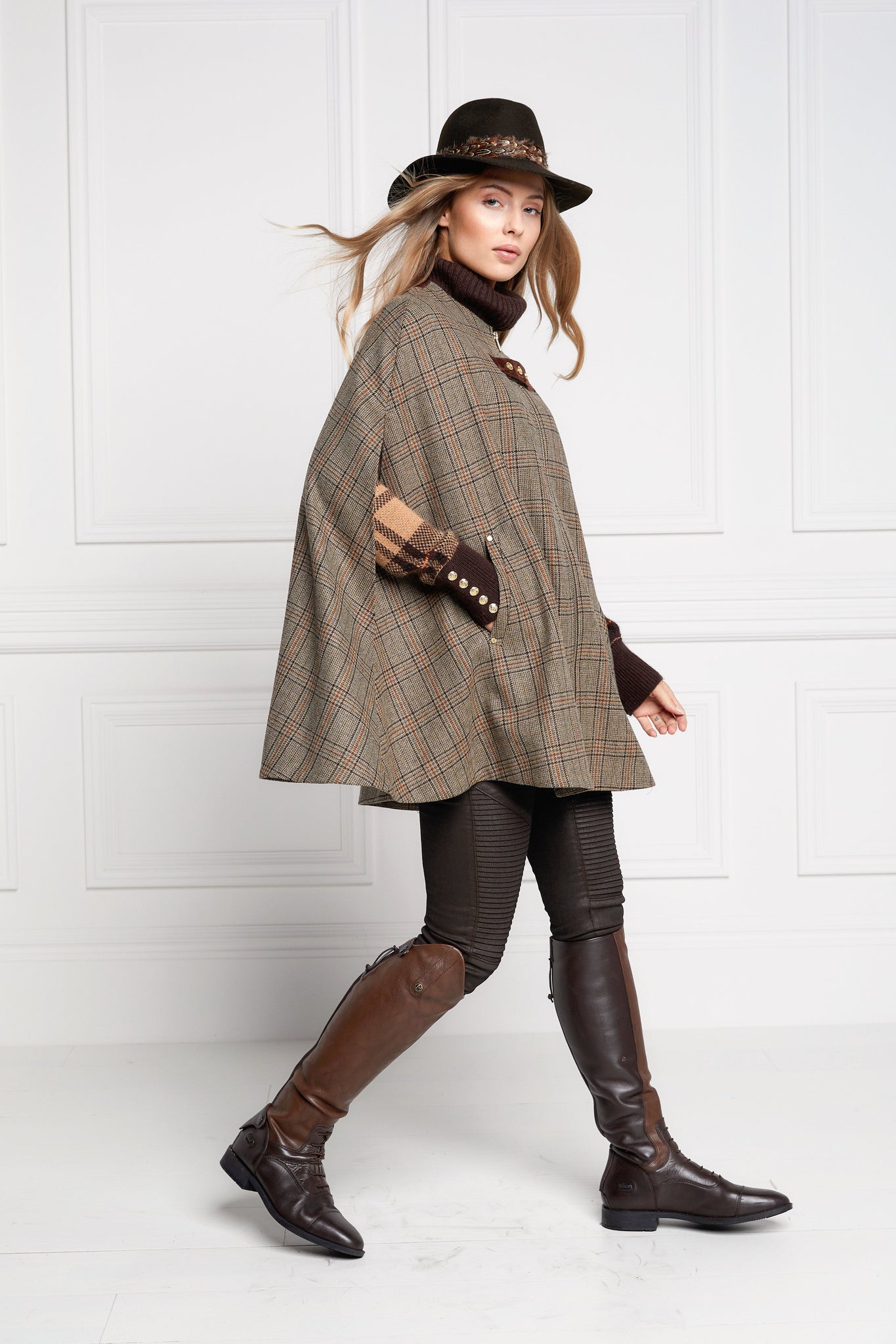 Slim Cape (Bourbon Tweed)