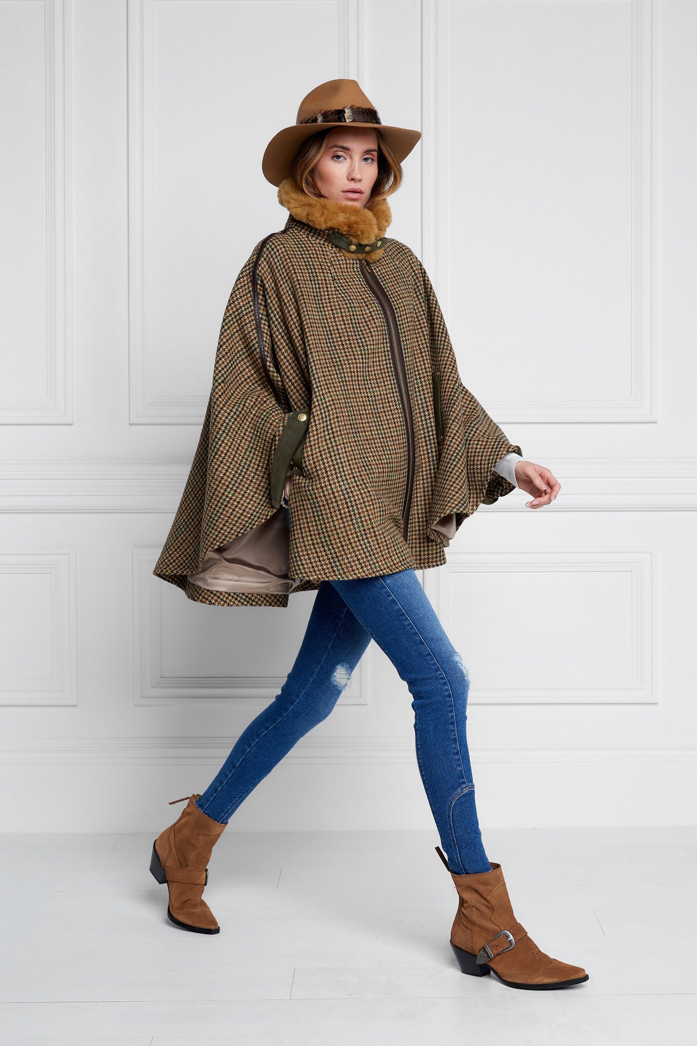 Chiltern Cape (Hailes Green Tweed)