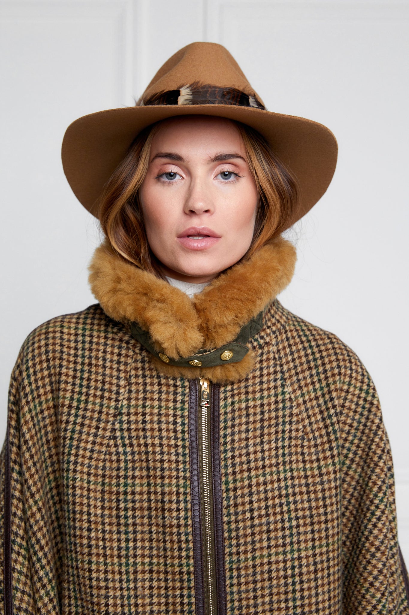 Chiltern Cape (Hailes Green Tweed)