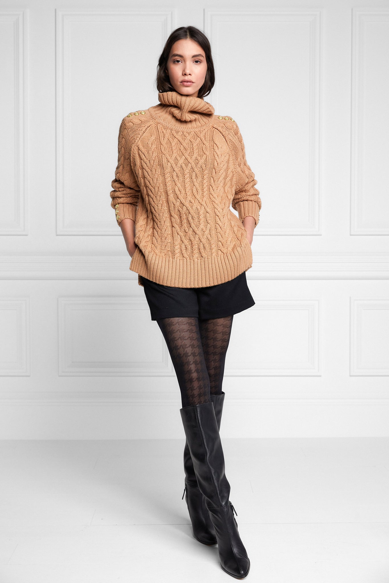 Greenwich Cable Knit (Camel)