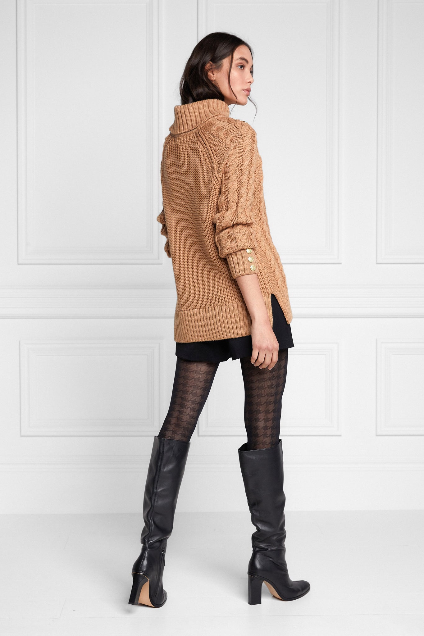 Greenwich Cable Knit (Camel)