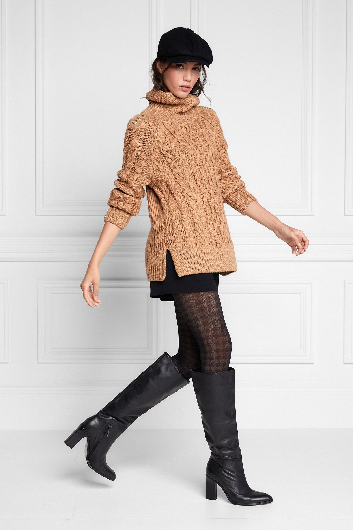 Greenwich Cable Knit (Camel)