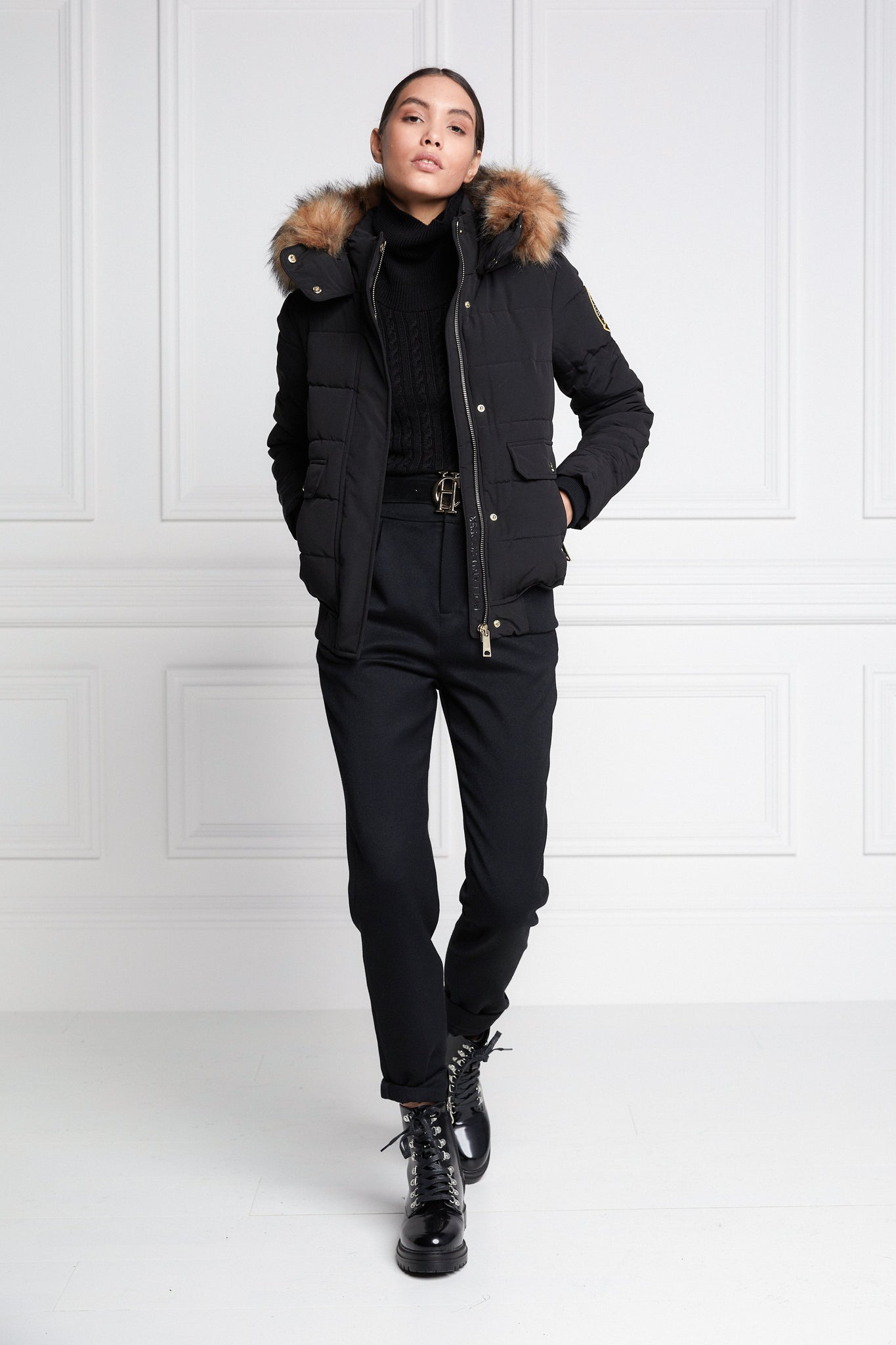 Ventina Puffer (Black)